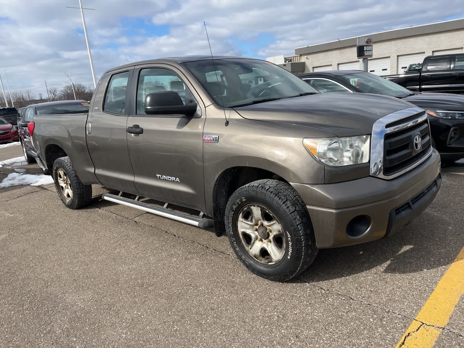 Thumbnail: 2010 Toyota Tundra - 21