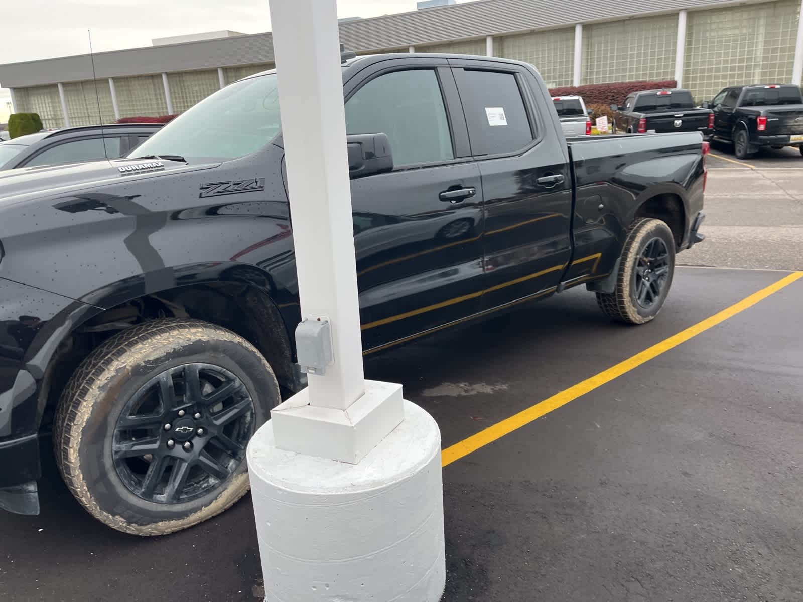 Thumbnail: 2024 Chevrolet Silverado 1500 - 4