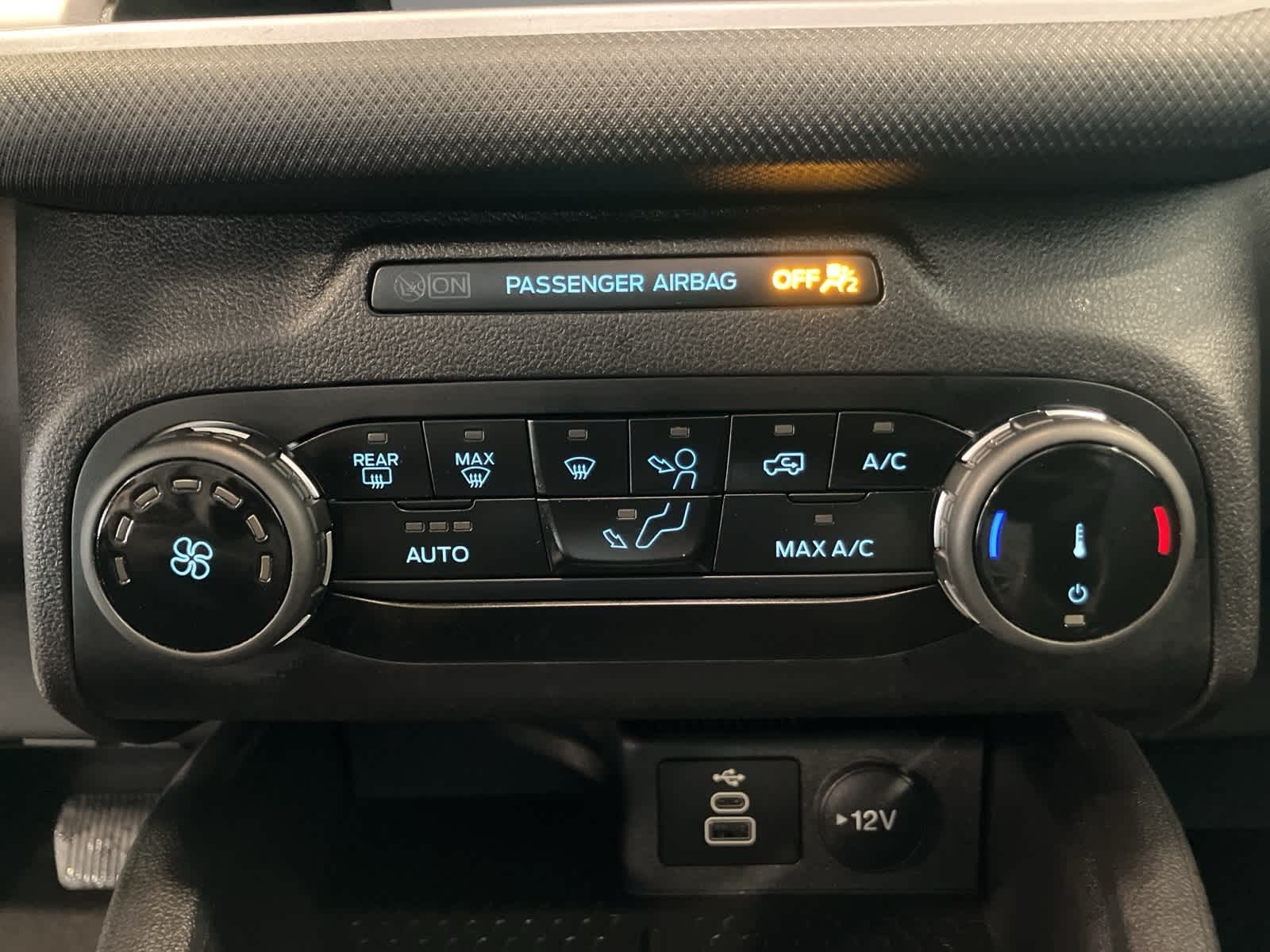 Thumbnail: 2023 Ford Bronco Sport - 18