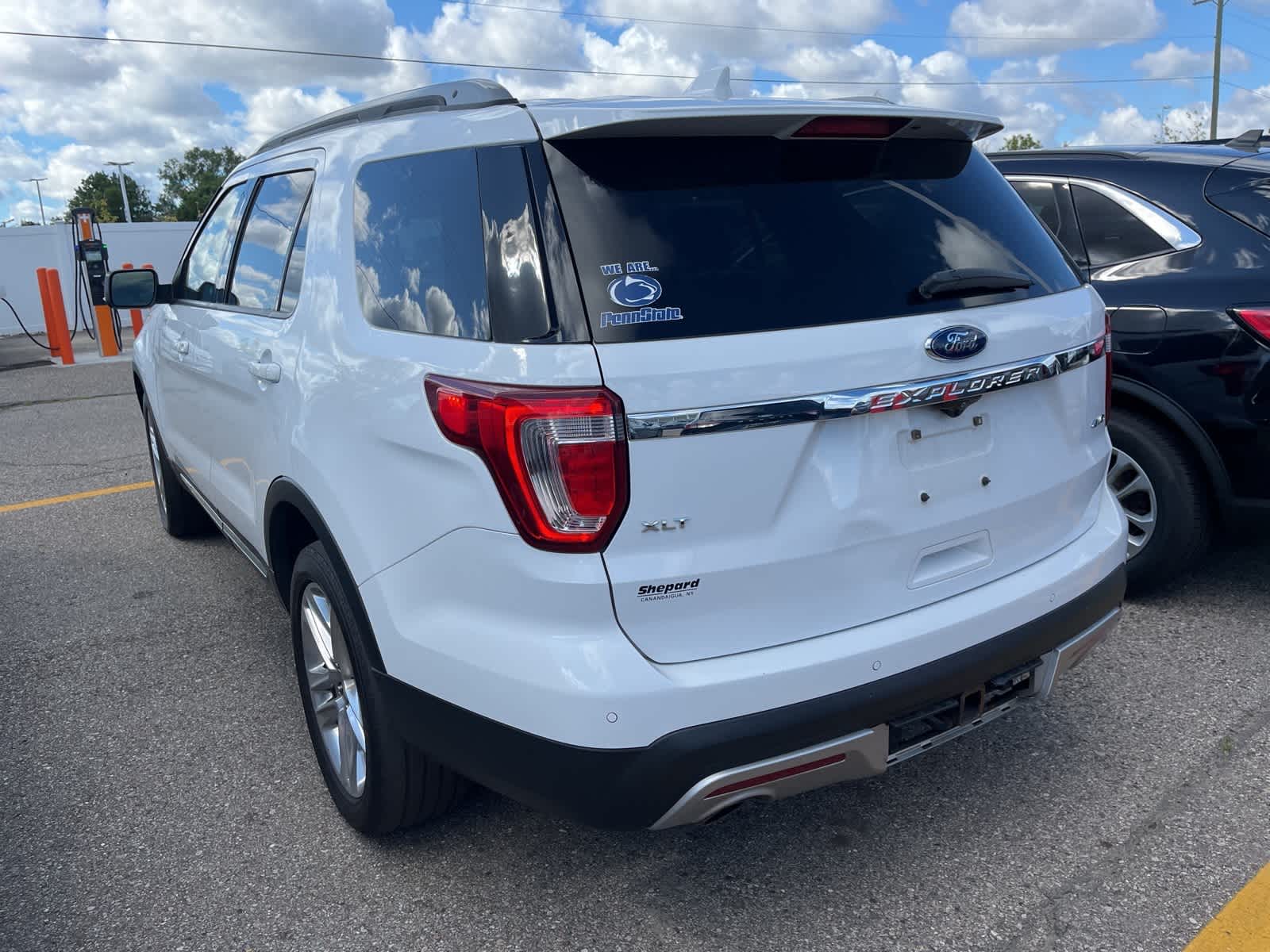 Thumbnail: 2017 Ford Explorer - 7