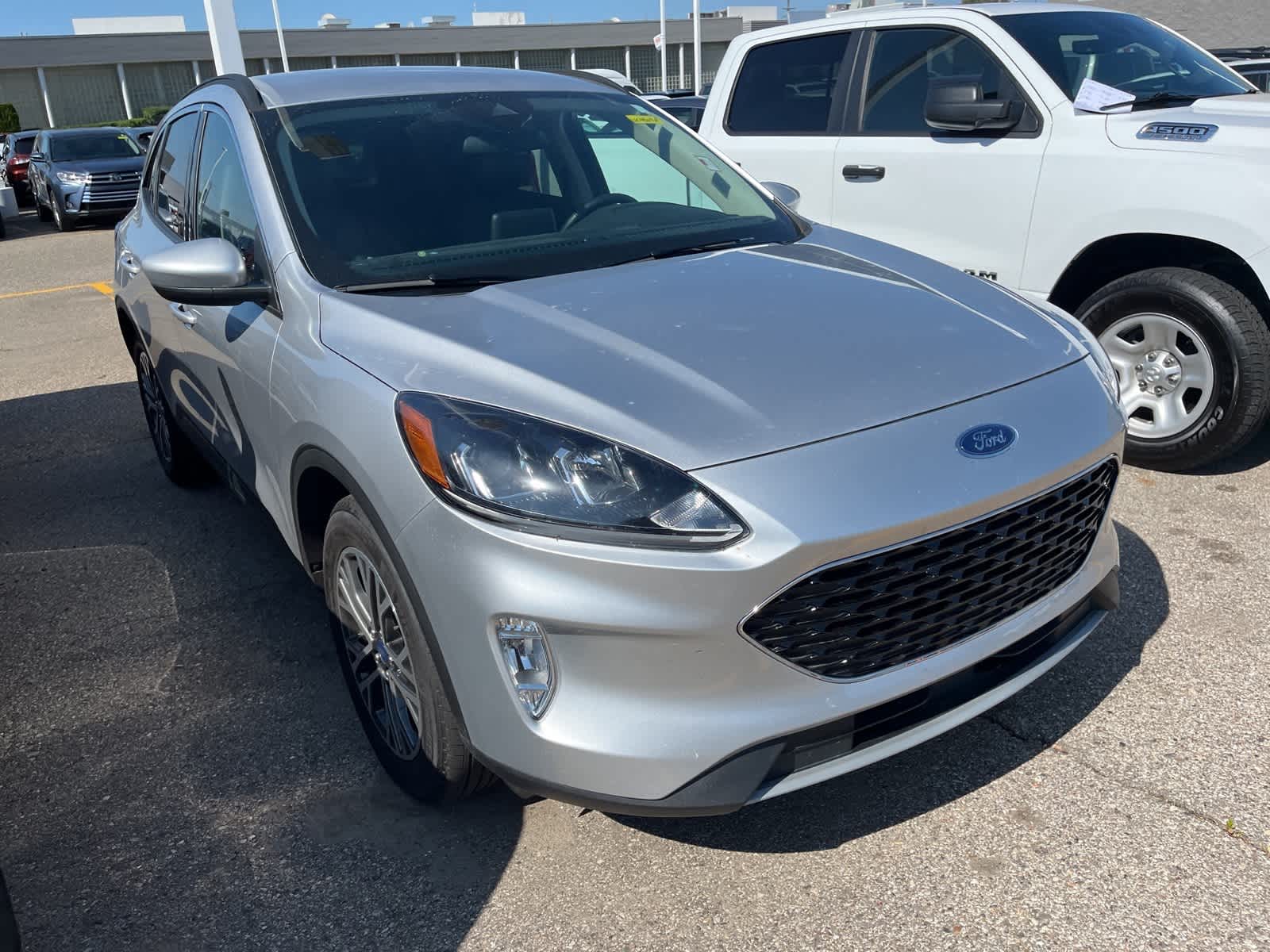 Thumbnail: 2020 Ford Escape - 16