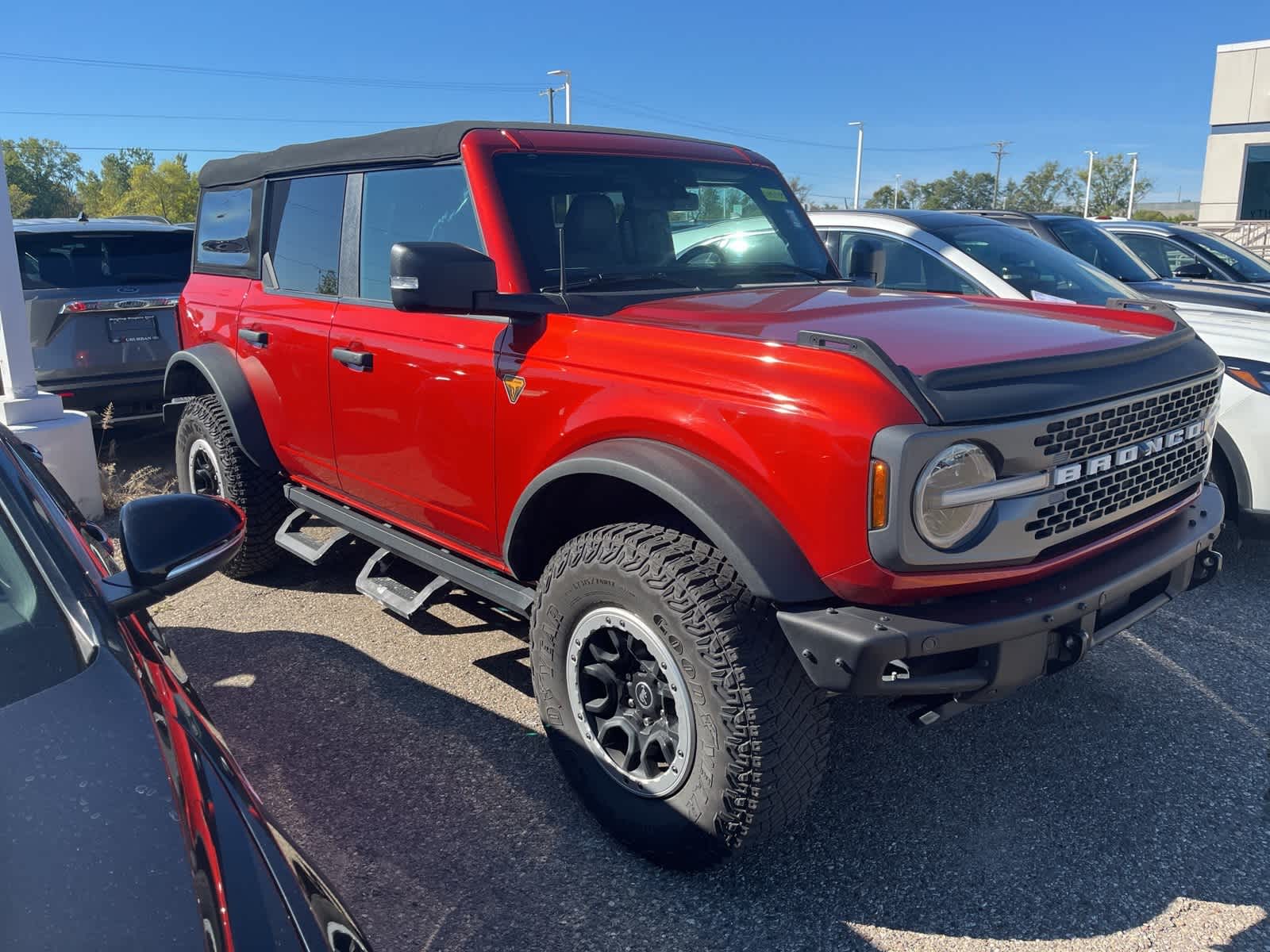 Thumbnail: 2022 Ford Bronco - 17