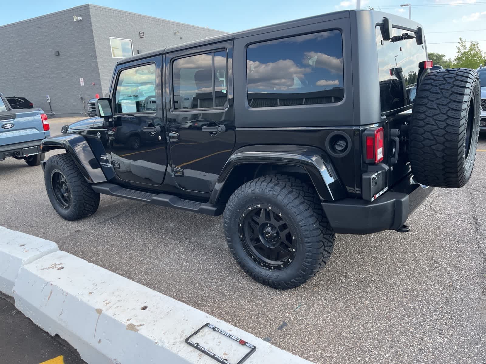 Thumbnail: 2019 Jeep Wrangler - 7