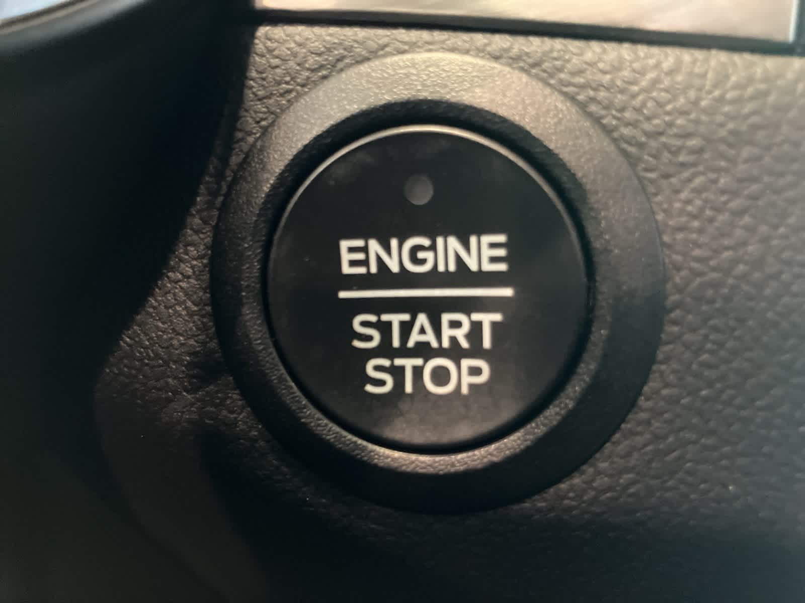 Thumbnail: 2022 Ford Escape - 20