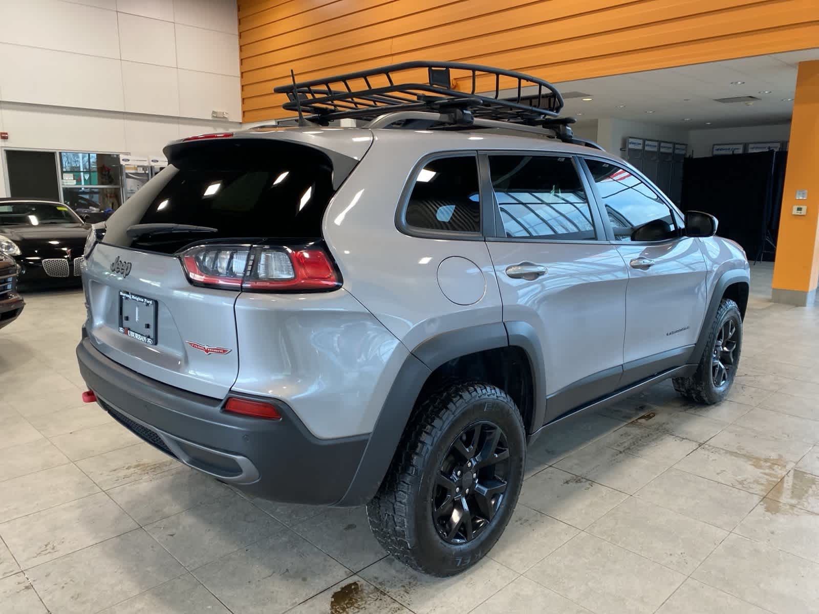 Thumbnail: 2020 Jeep Cherokee - 5