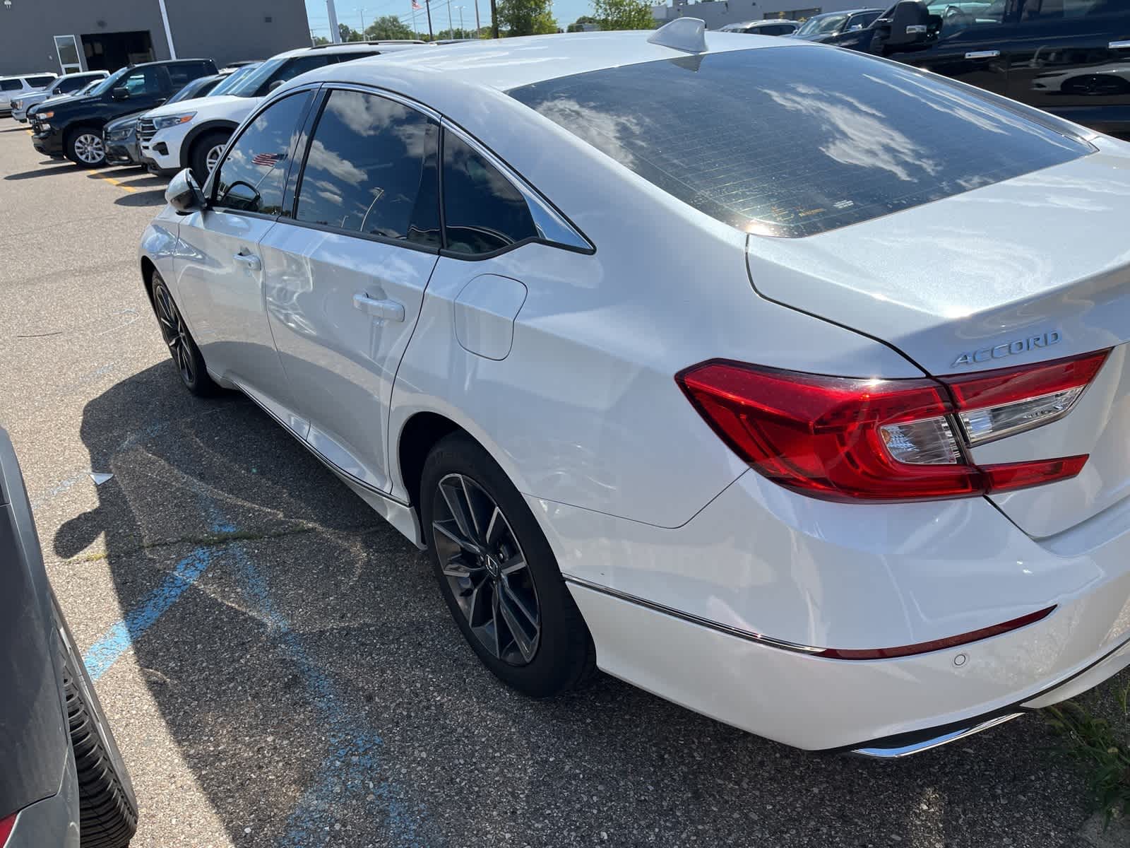 Thumbnail: 2022 Honda Accord - 7