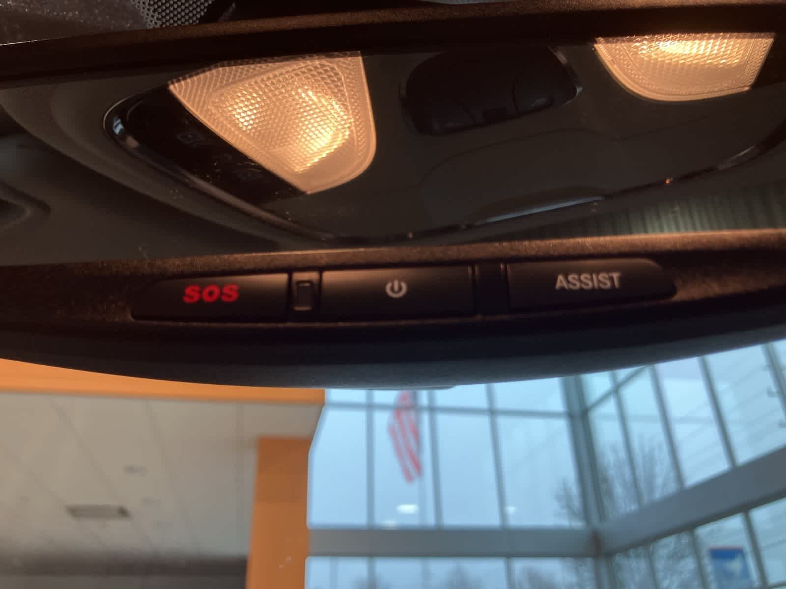 Thumbnail: 2021 Jeep Cherokee - 23