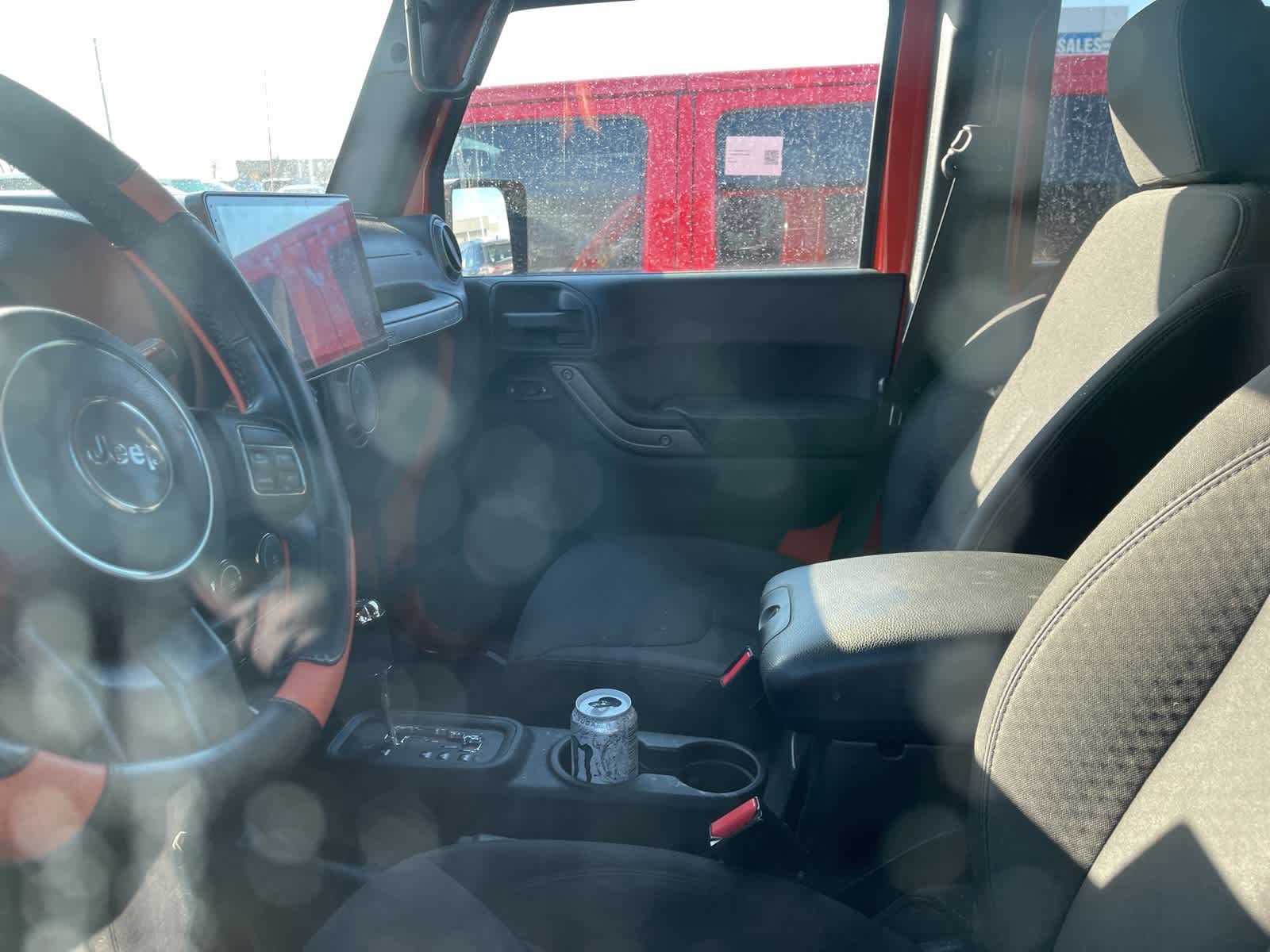 Thumbnail: 2015 Jeep Wrangler - 26