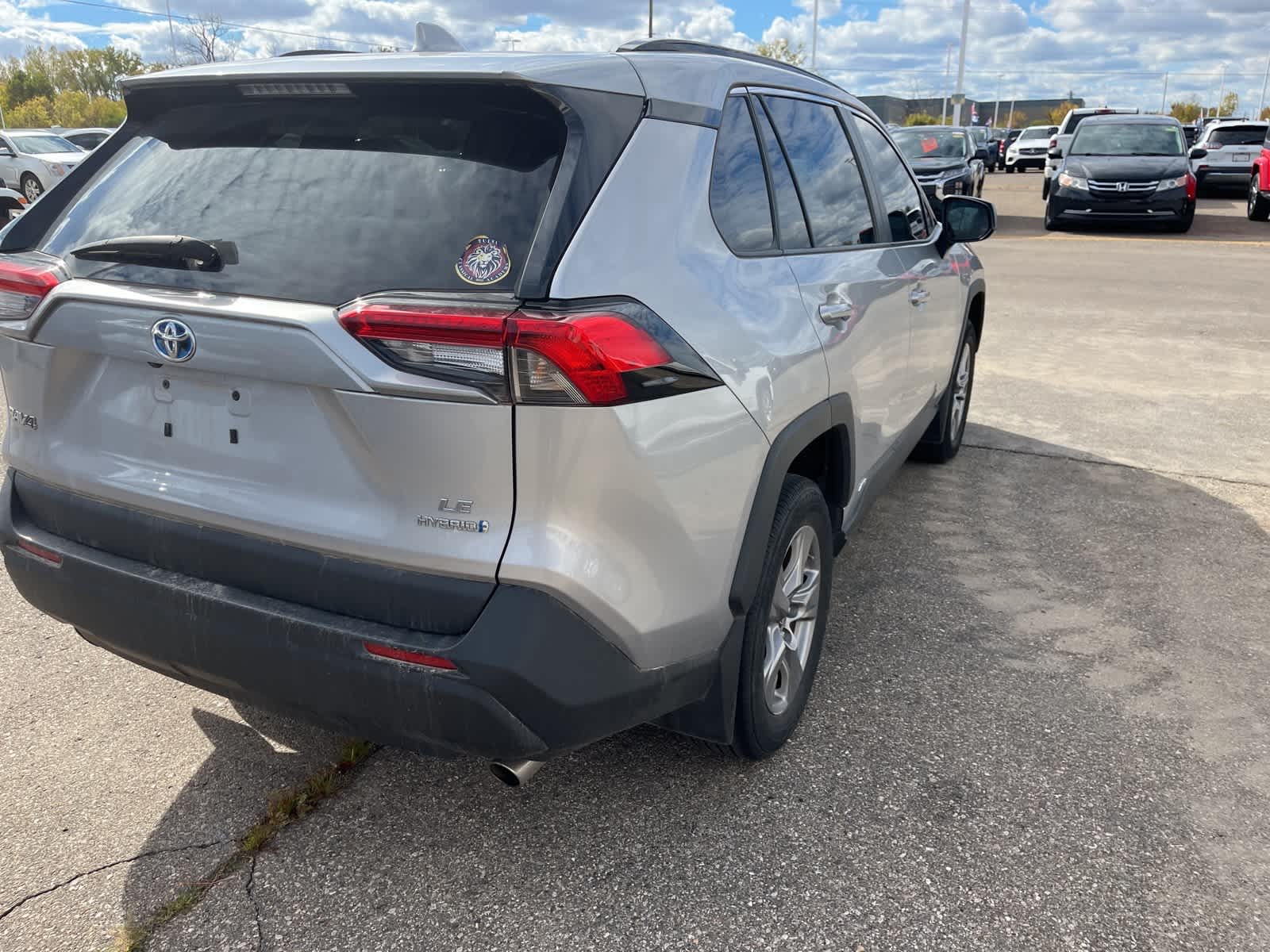 Thumbnail: 2022 Toyota RAV4 - 11