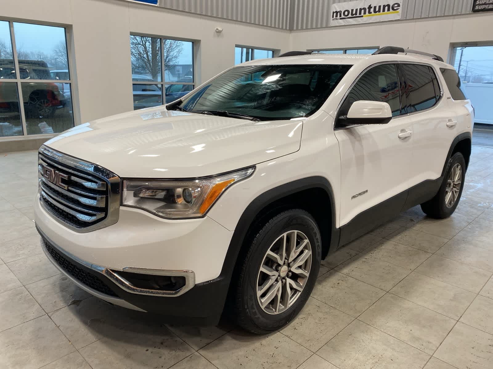 2019 GMC Acadia SLE -
                  Sterling Heights, MI
