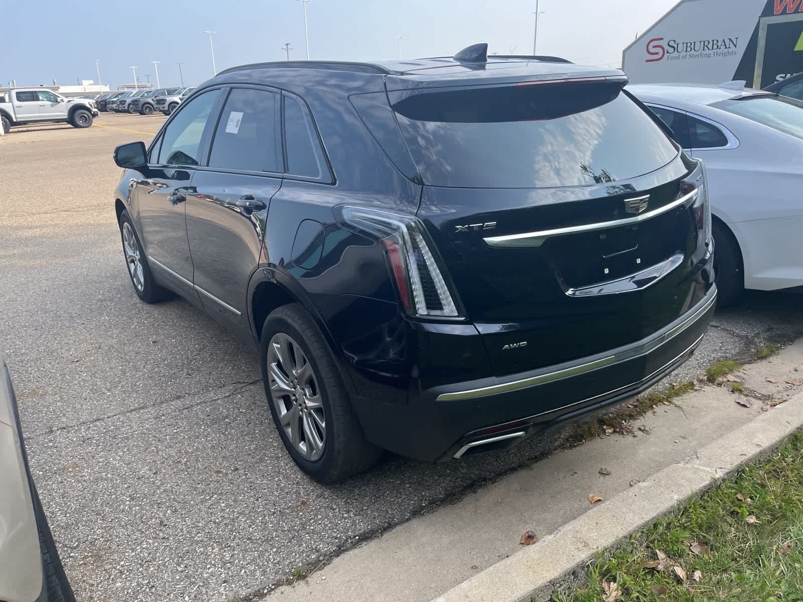 Thumbnail: 2021 Cadillac XT5 - 8