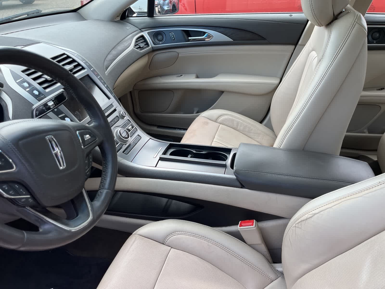 Thumbnail: 2019 Lincoln MKZ - 26