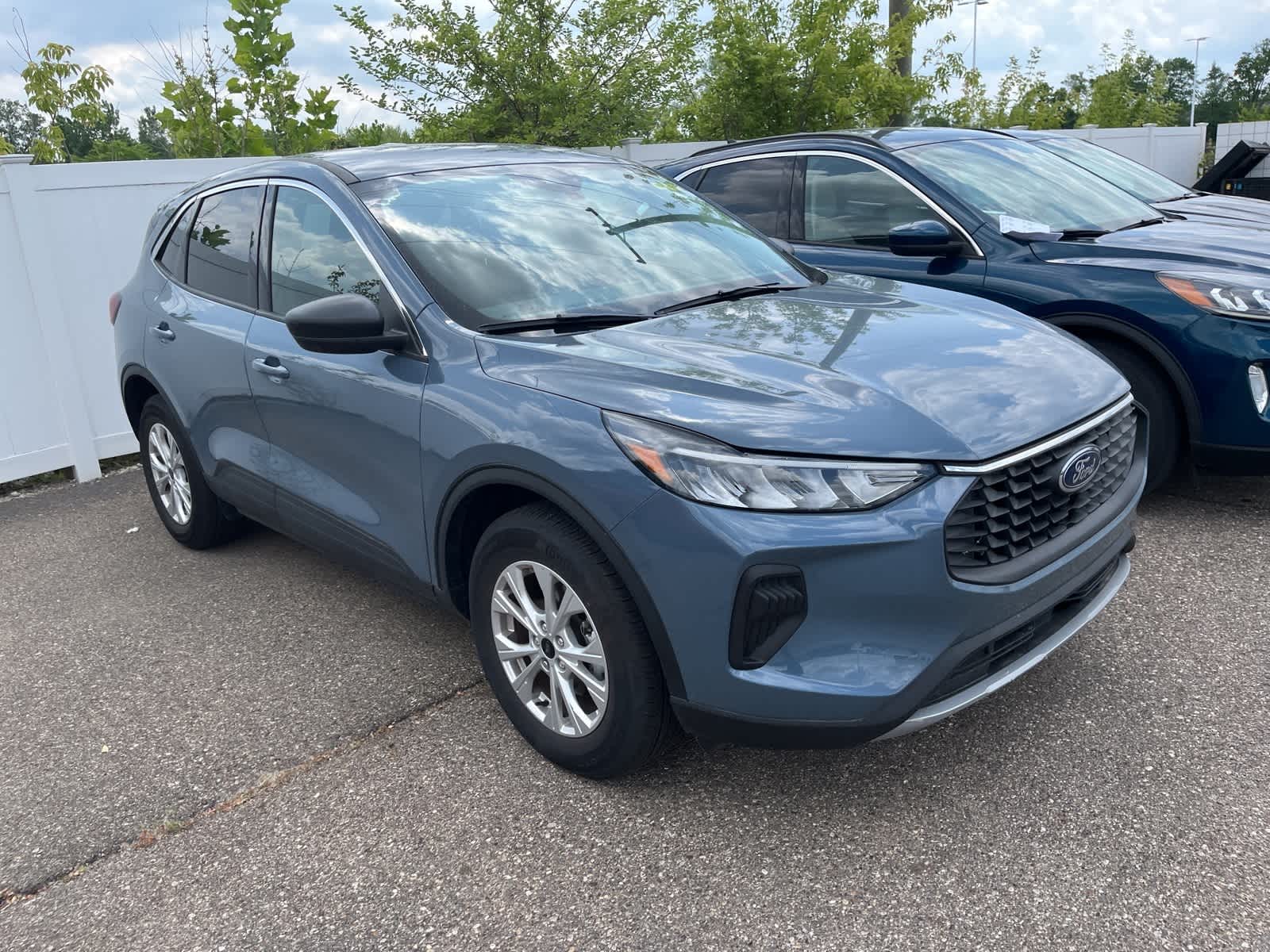 2023 Ford Escape Active 17