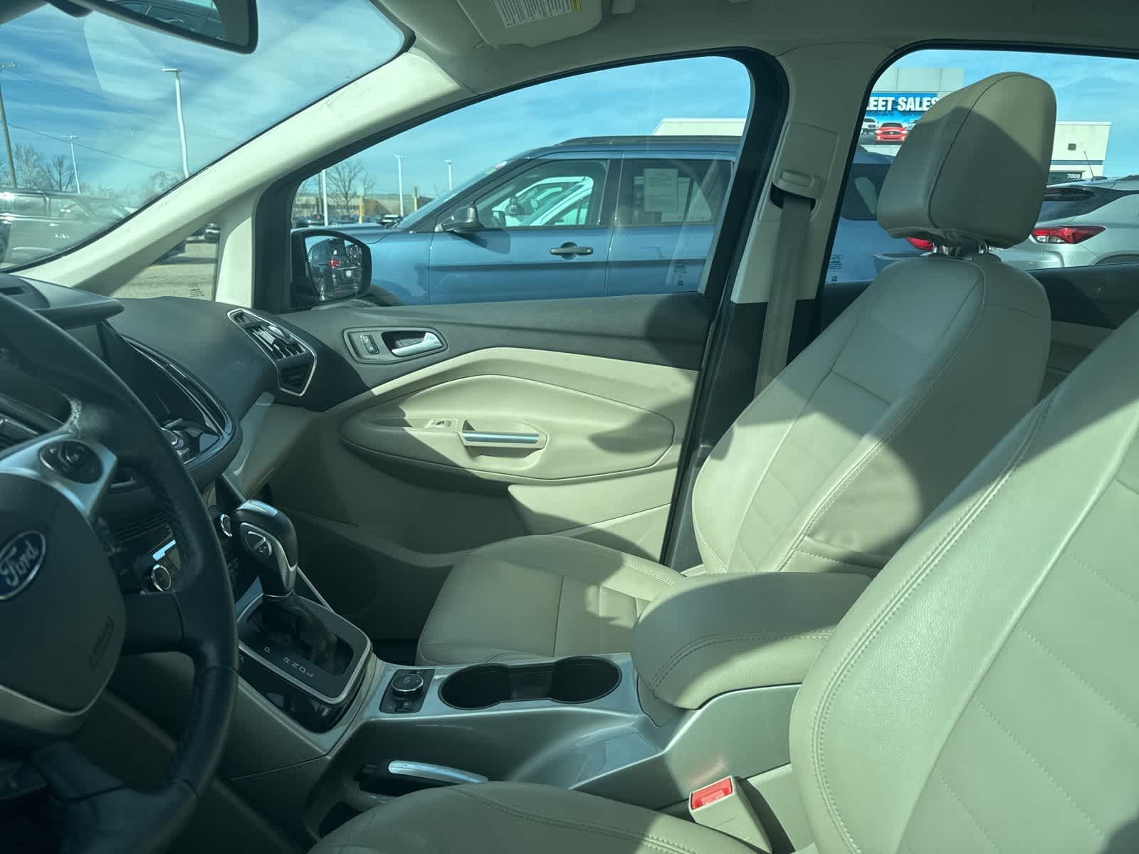 Thumbnail: 2013 Ford C-Max - 28