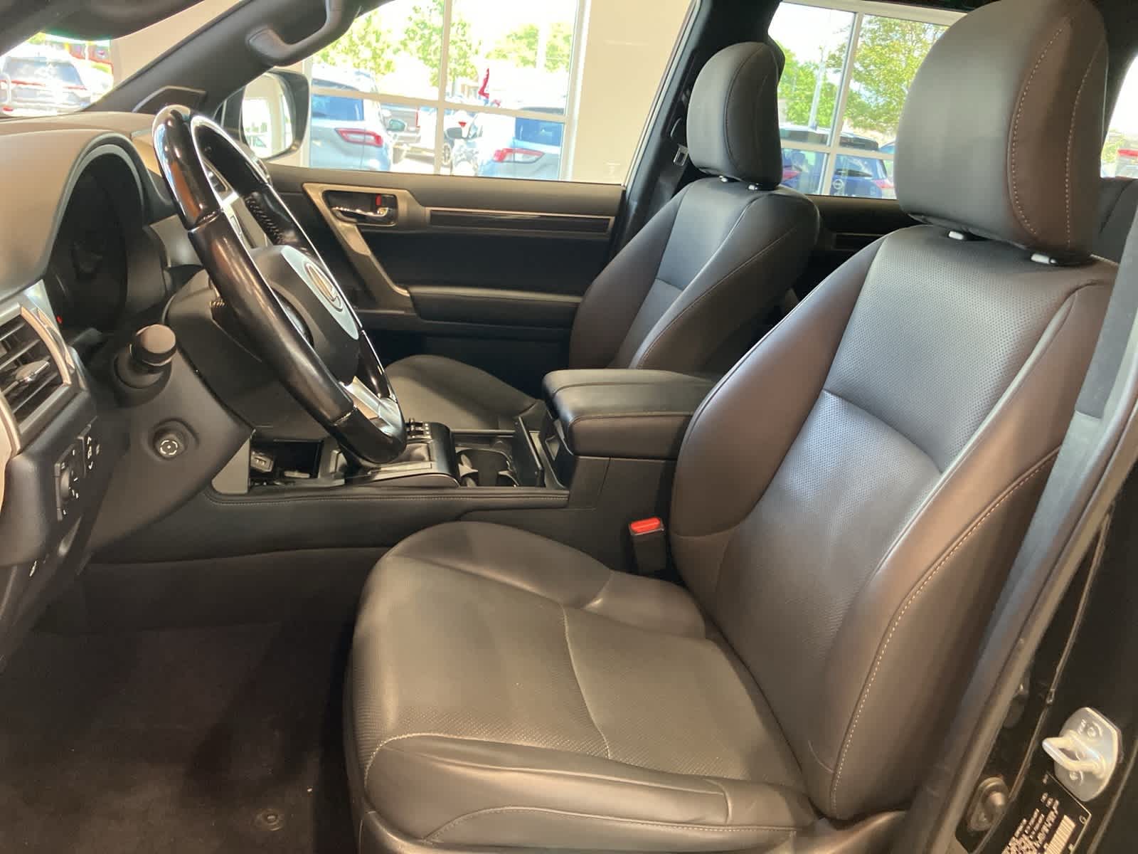 Thumbnail: 2021 Lexus GX - 12