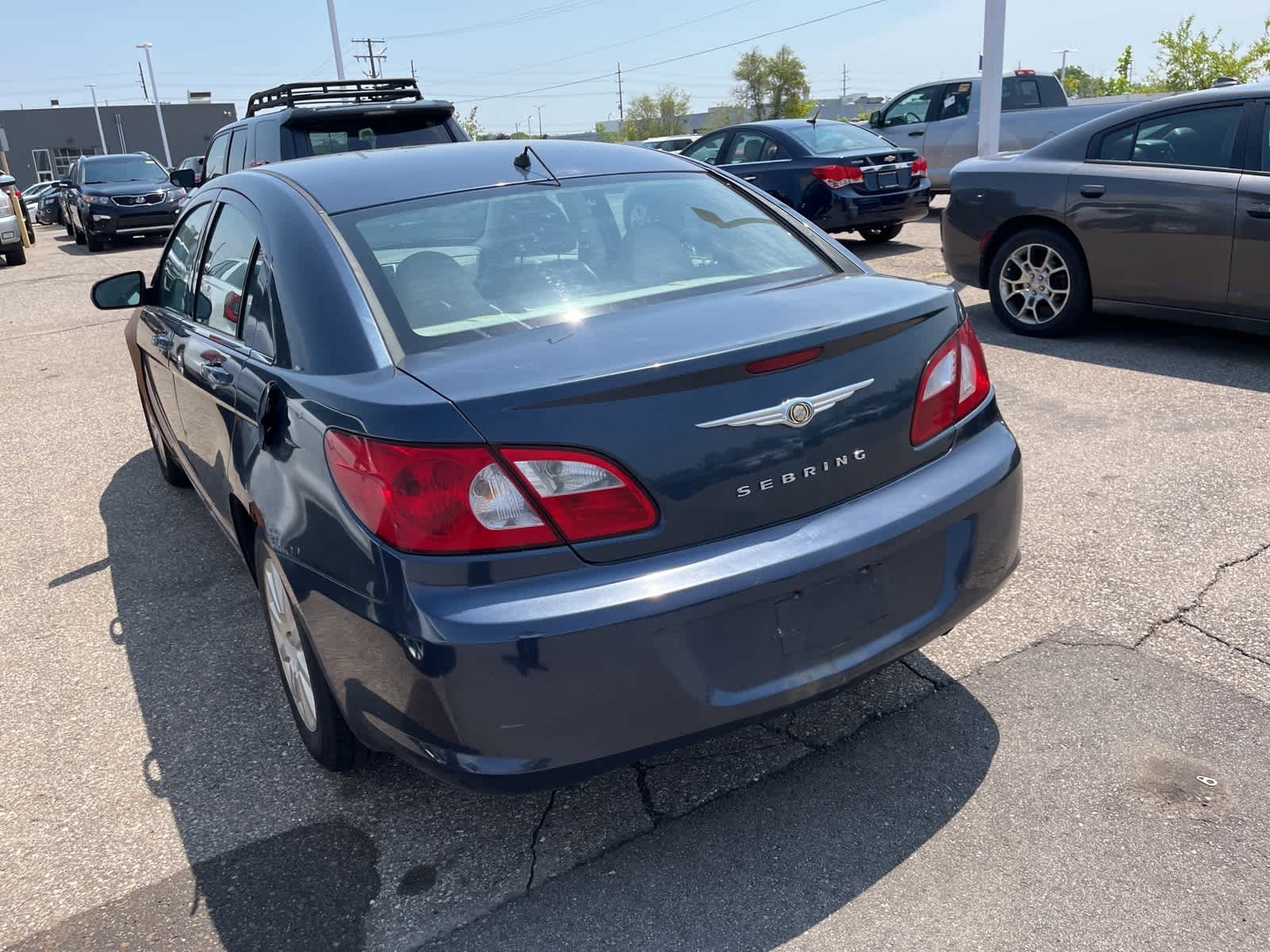 Thumbnail: 2007 Chrysler Sebring - 11
