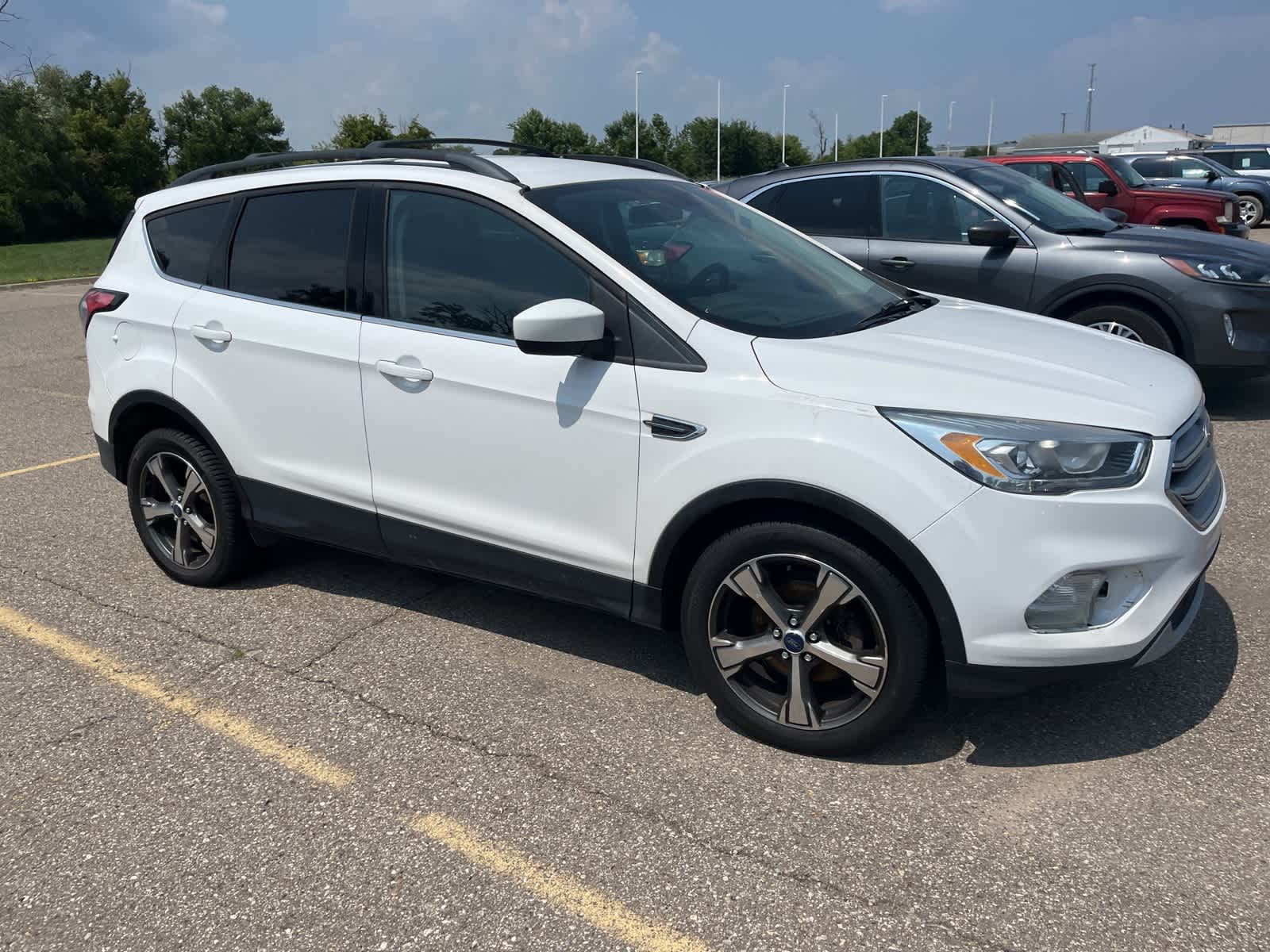 Thumbnail: 2017 Ford Escape - 16