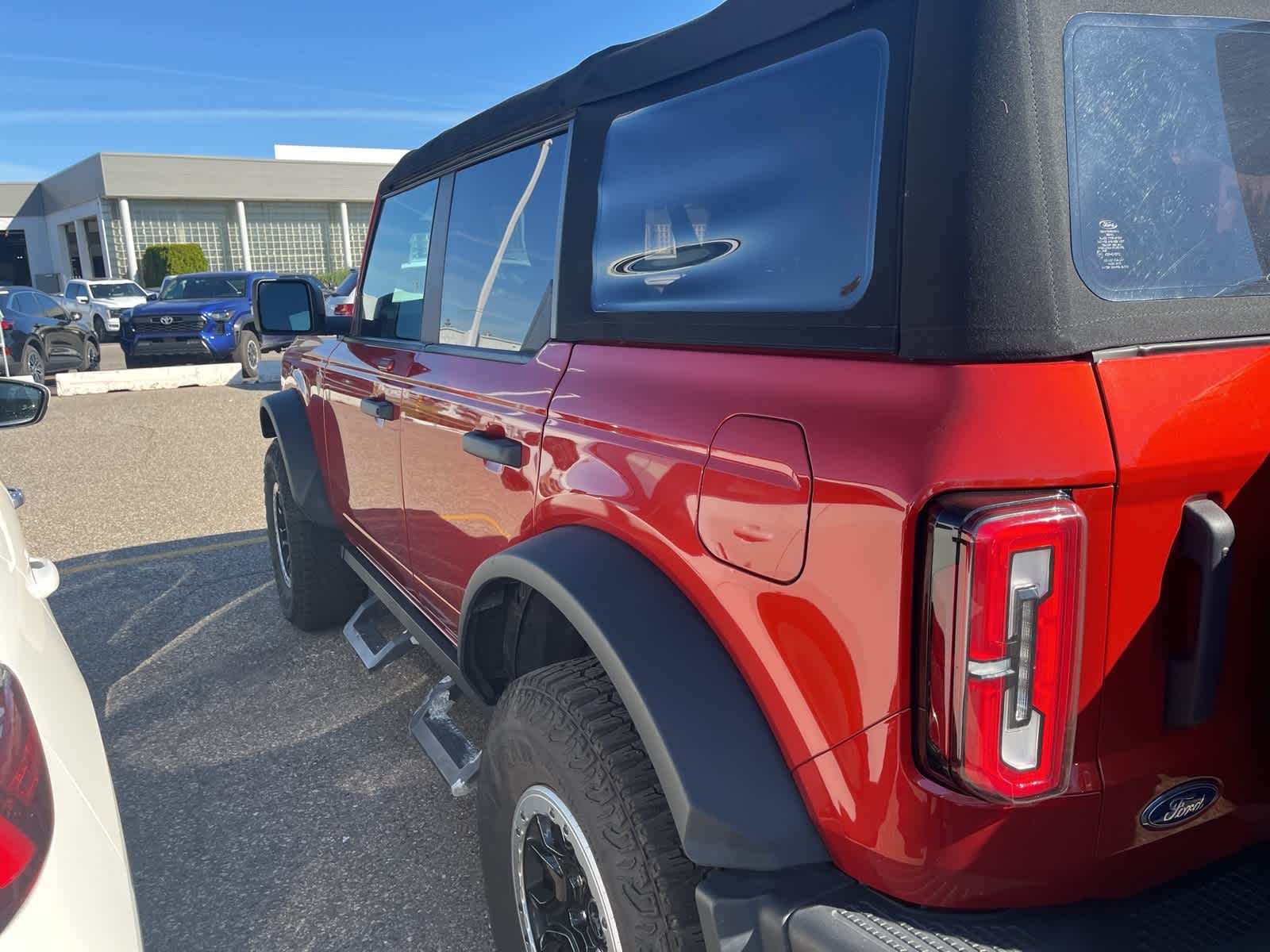 Thumbnail: 2022 Ford Bronco - 11