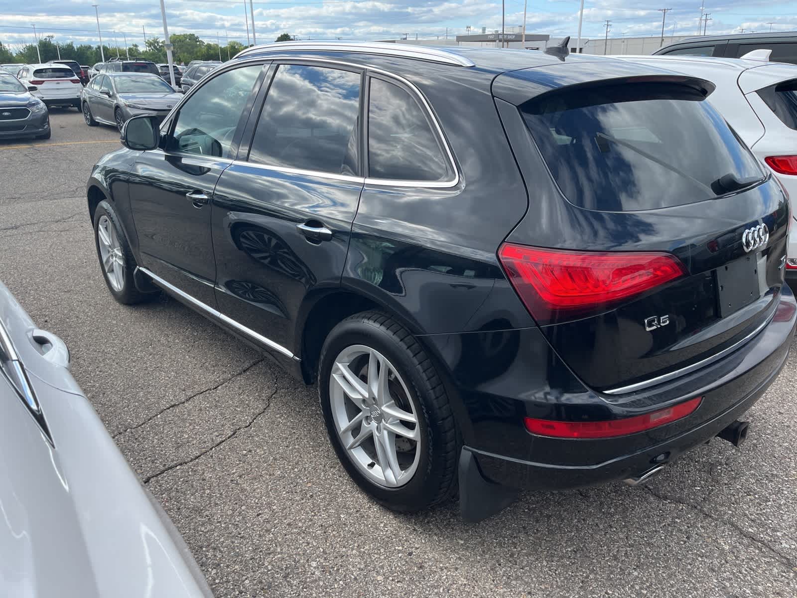 Thumbnail: 2015 Audi Q5 - 9