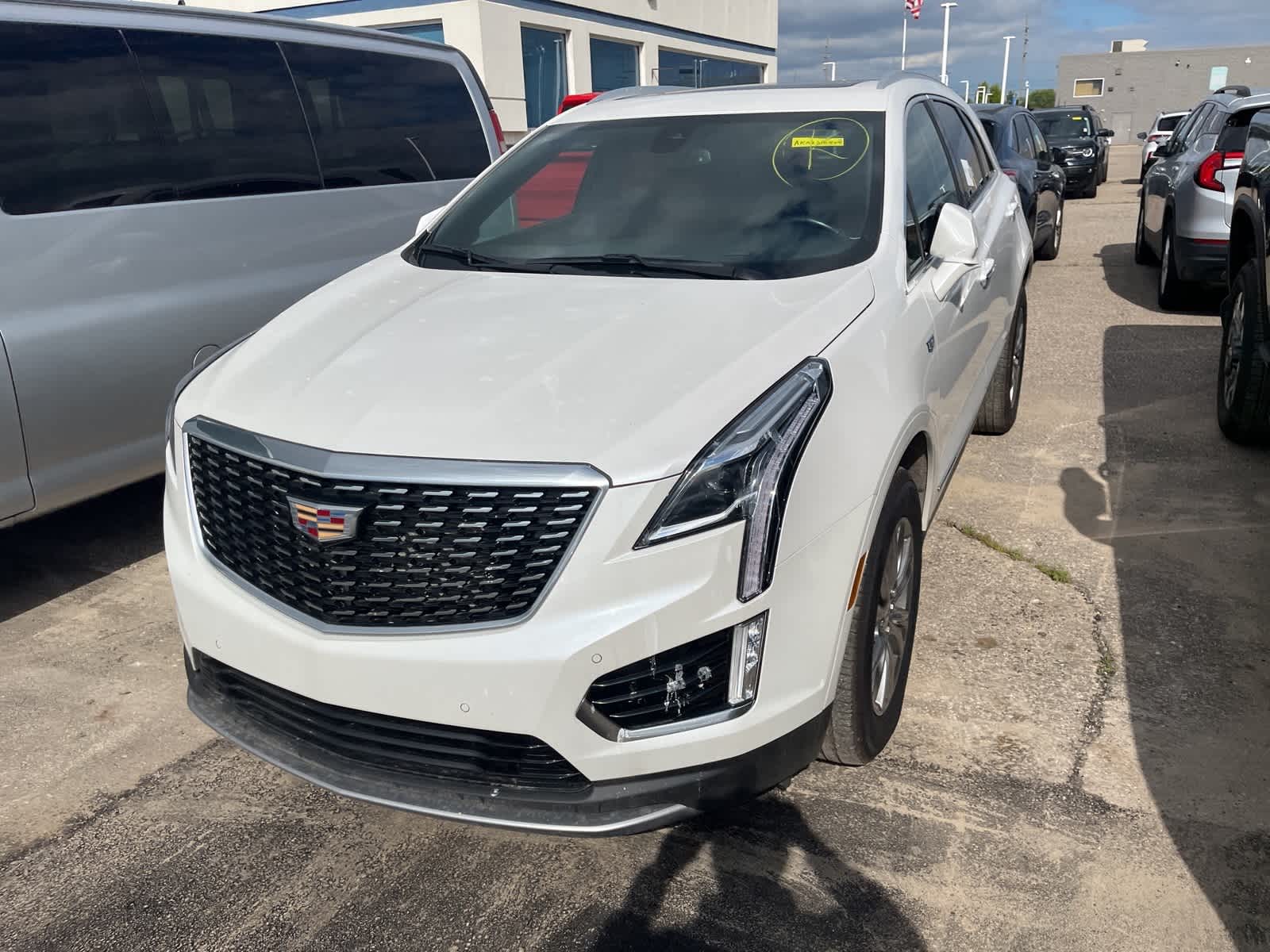 Thumbnail: 2021 Cadillac XT5 - 2