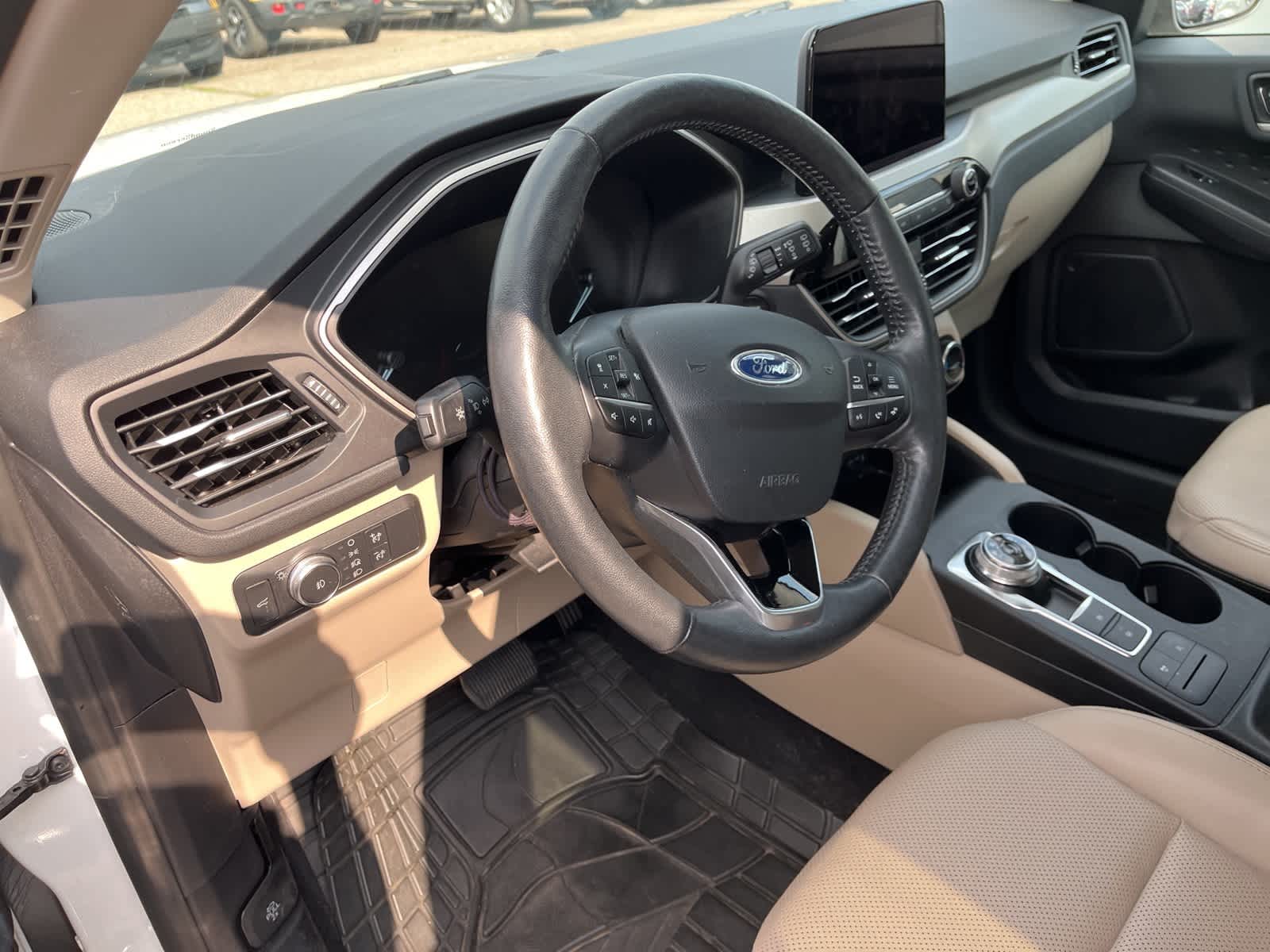 Thumbnail: 2020 Ford Escape - 24