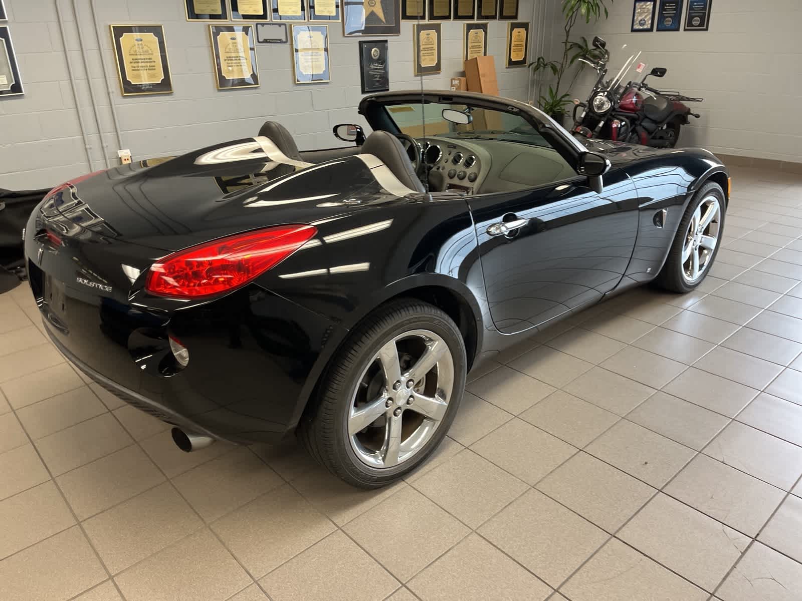 Thumbnail: 2007 Pontiac Solstice - 13