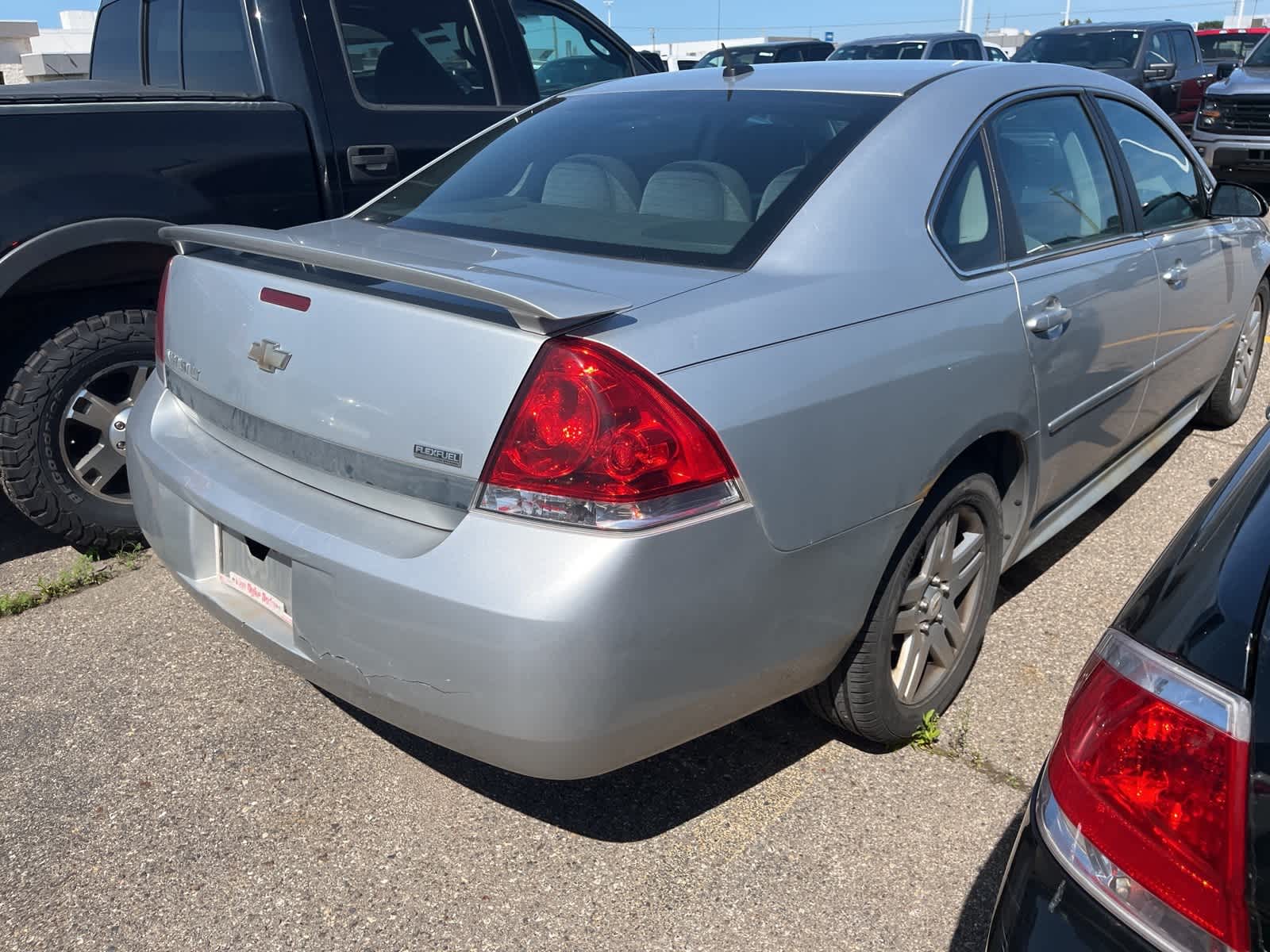 Thumbnail: 2011 Chevrolet Impala - 10