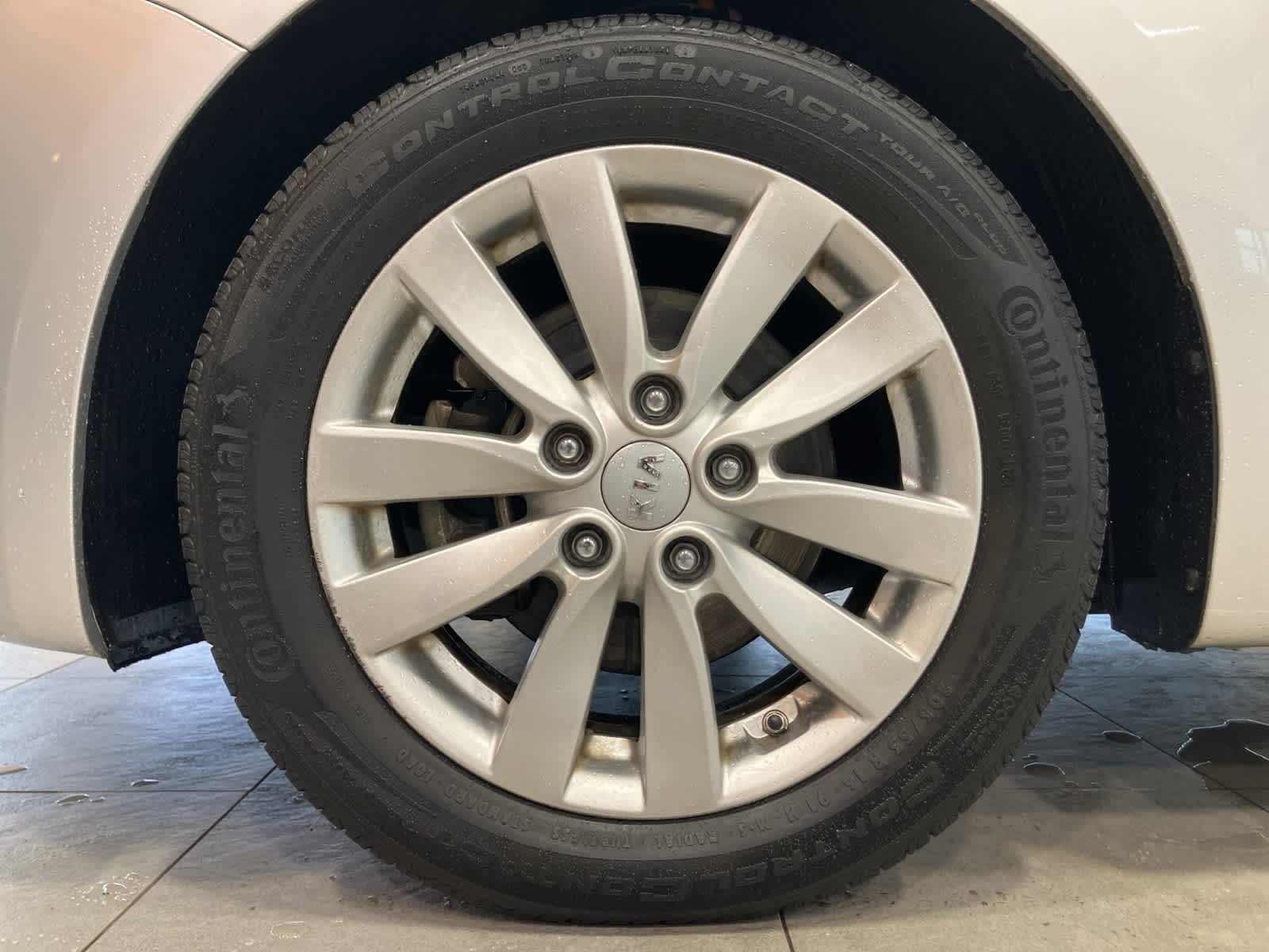 Thumbnail: 2014 Kia Forte - 9