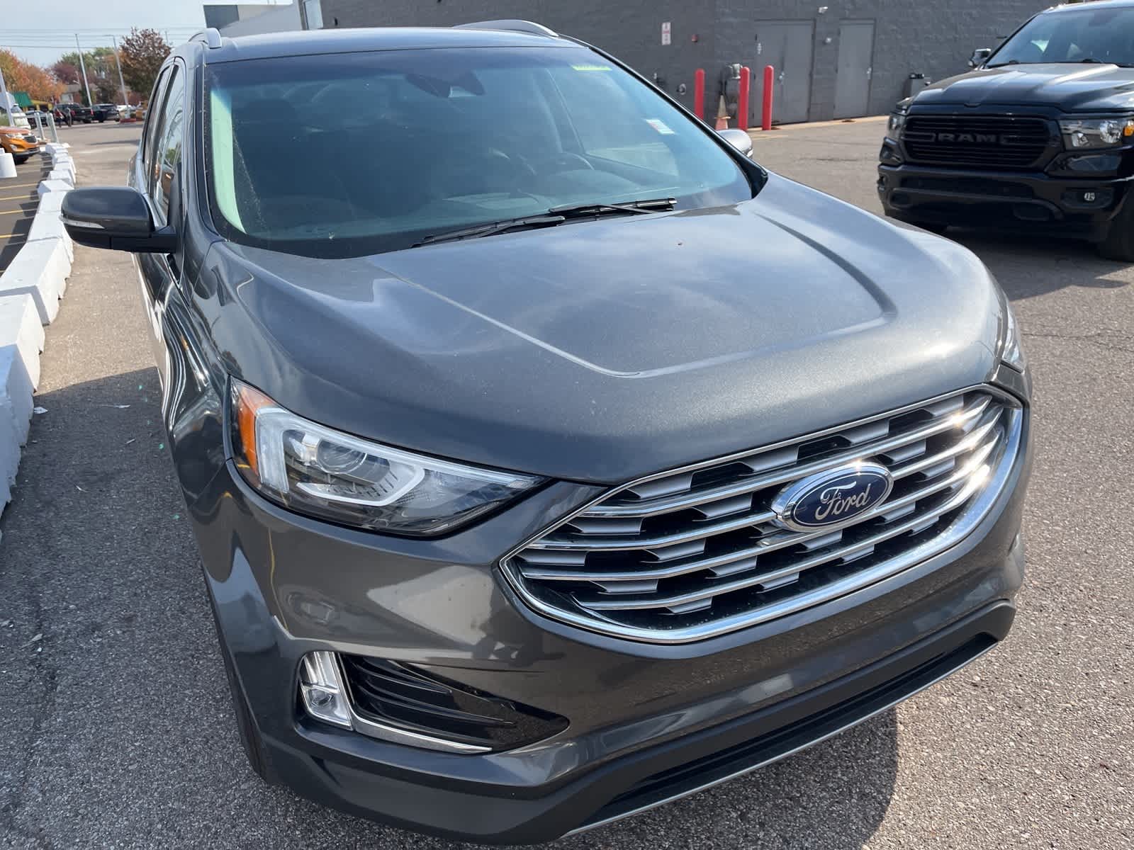Thumbnail: 2020 Ford Edge - 22