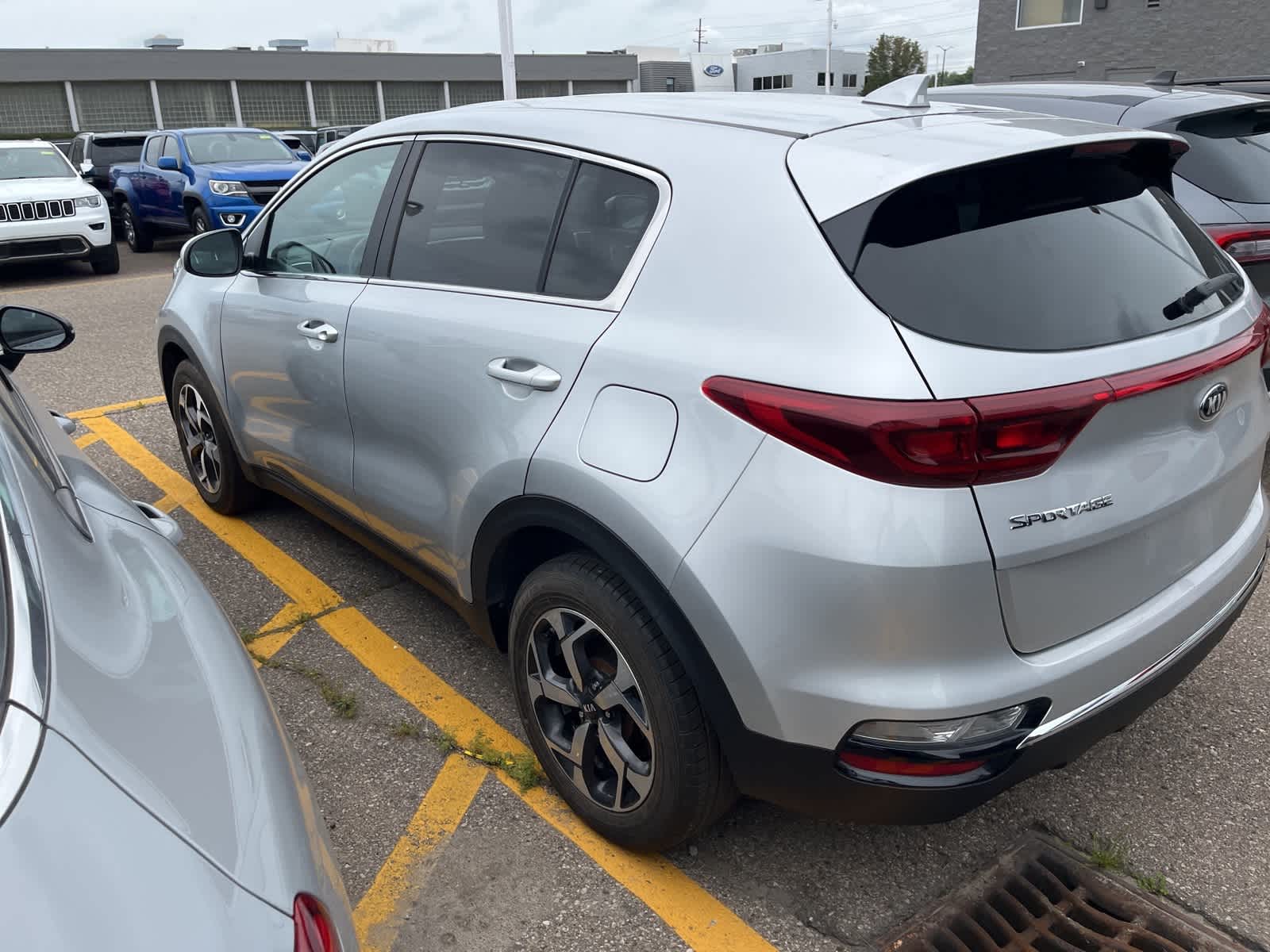 Thumbnail: 2022 Kia Sportage - 9