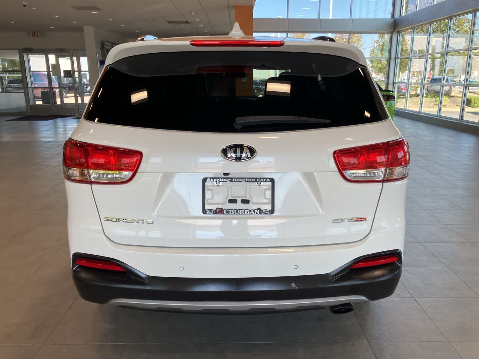 Thumbnail: 2017 Kia Sorento - 6