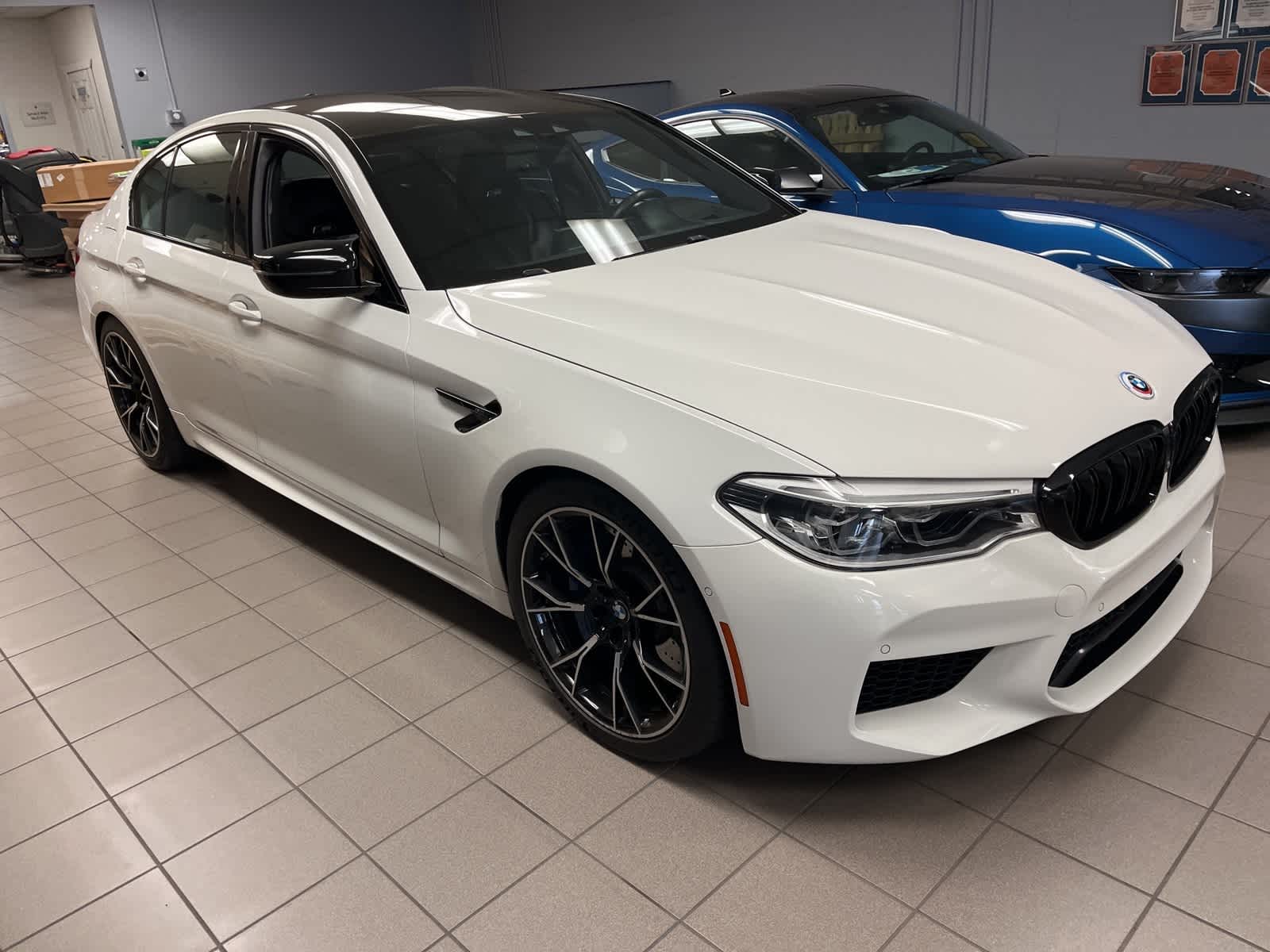 Thumbnail: 2019 BMW M5 - 21