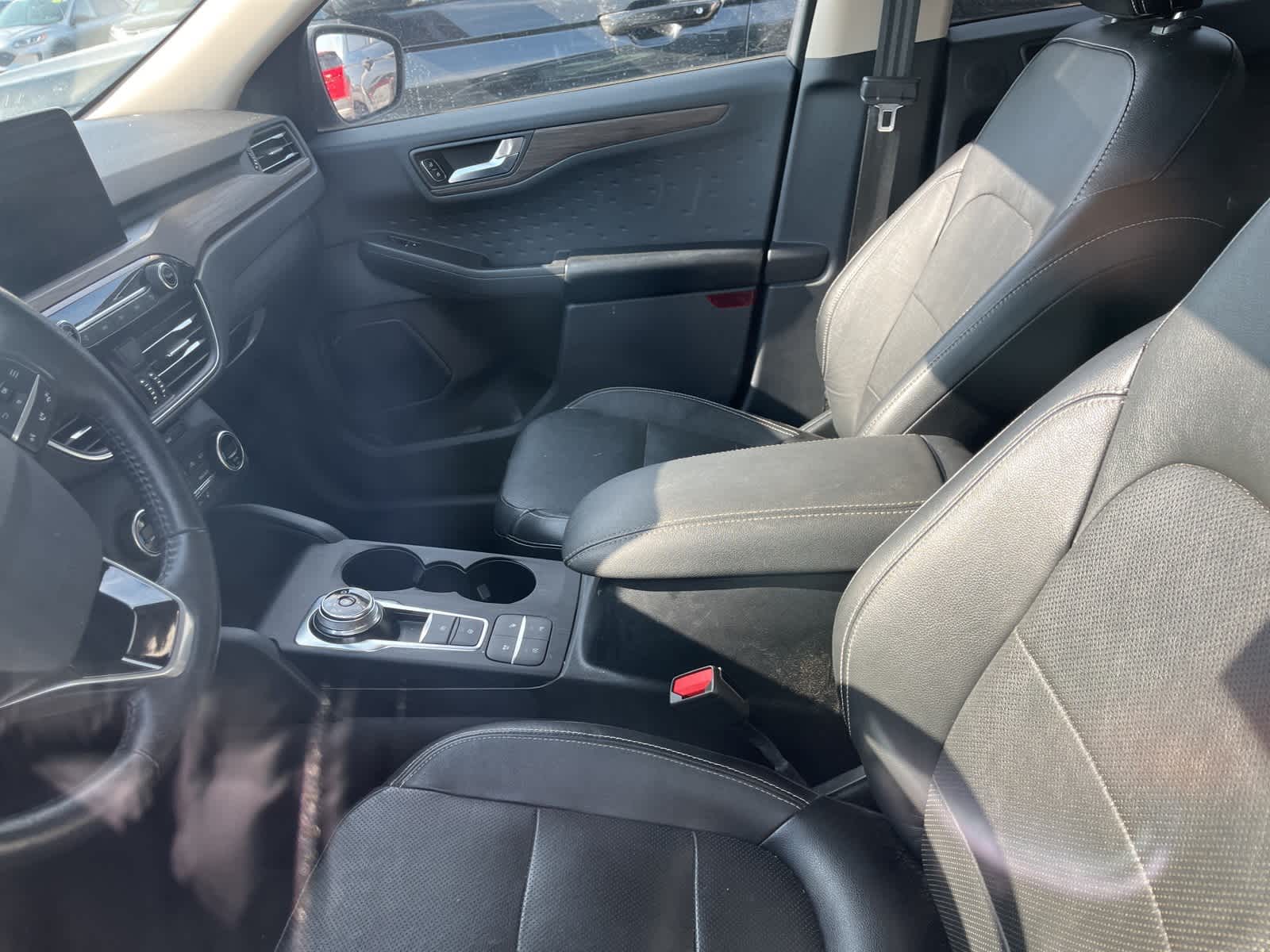 Thumbnail: 2020 Ford Escape - 25