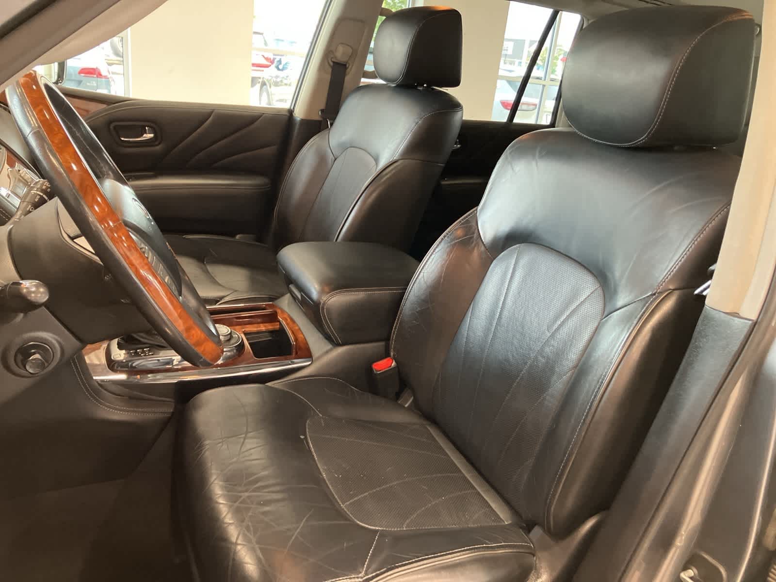Thumbnail: 2015 INFINITI QX80 - 12