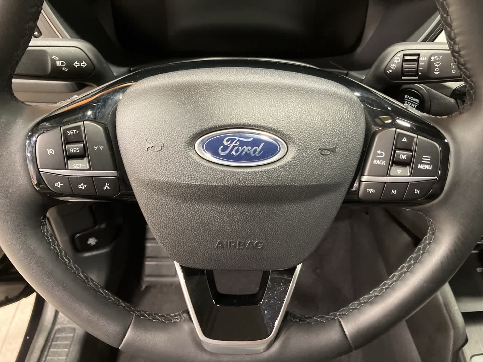 Thumbnail: 2023 Ford Escape - 14