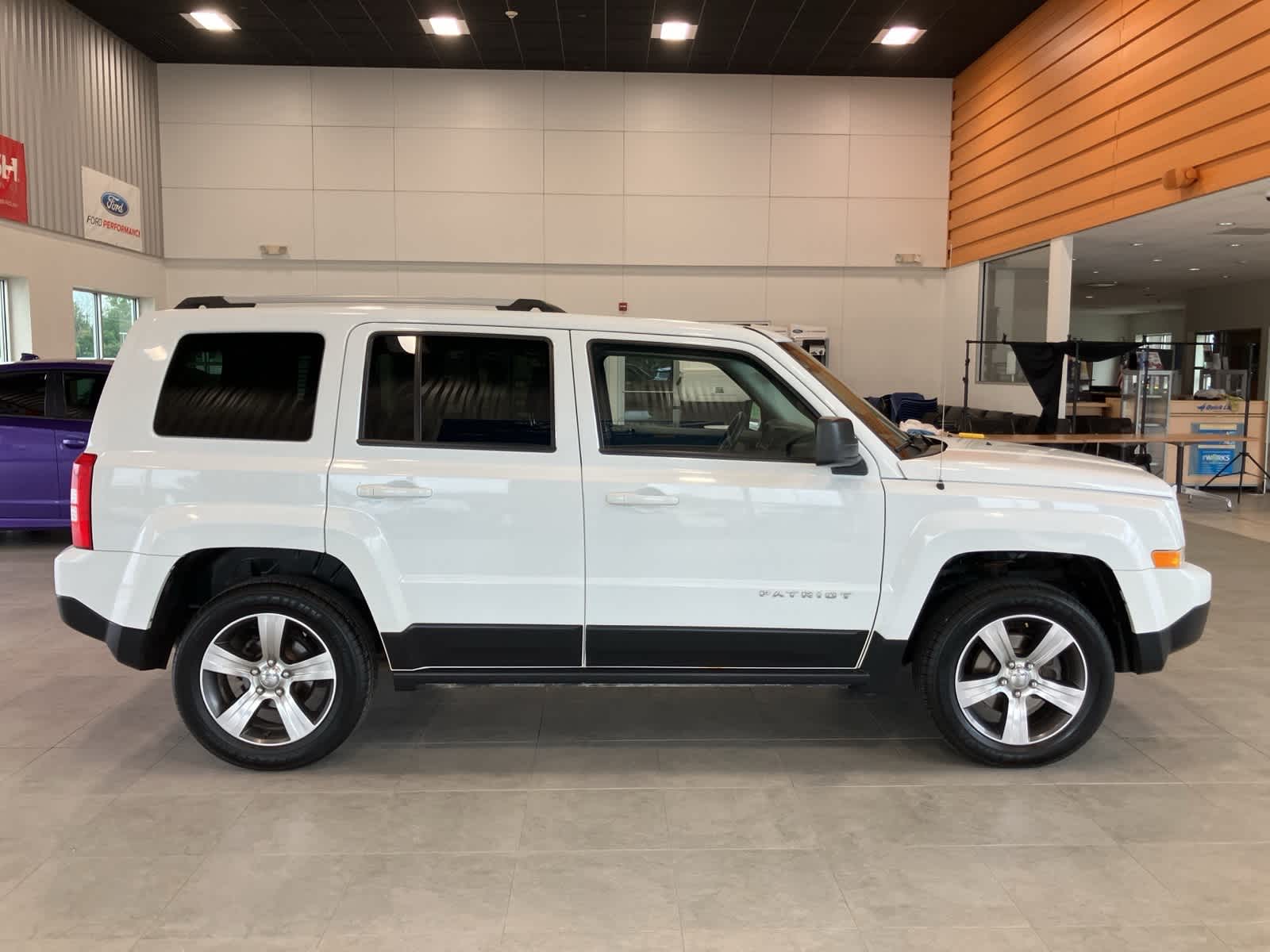 Thumbnail: 2016 Jeep Patriot - 4