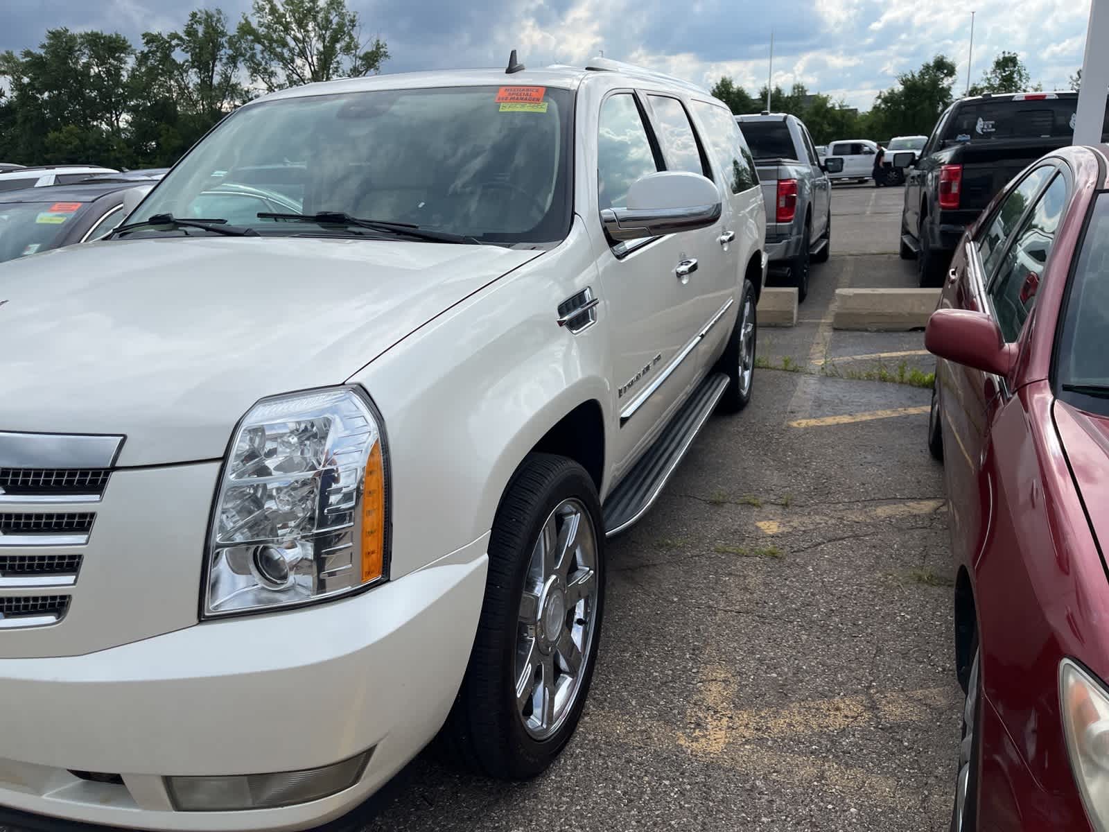 Thumbnail: 2008 Cadillac Escalade - 4