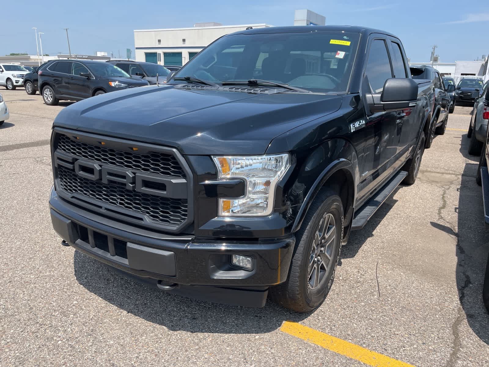 2017 Ford F-150 XLT 2