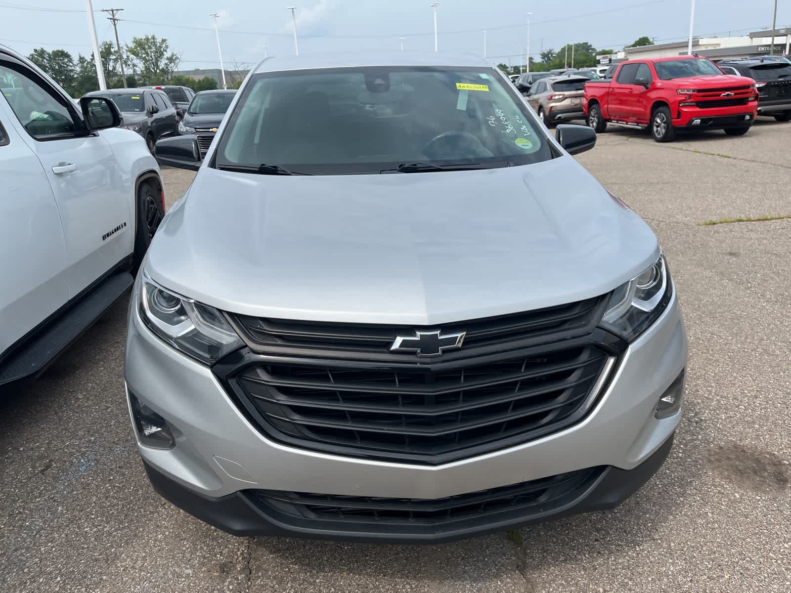 Thumbnail: 2021 Chevrolet Equinox - 21