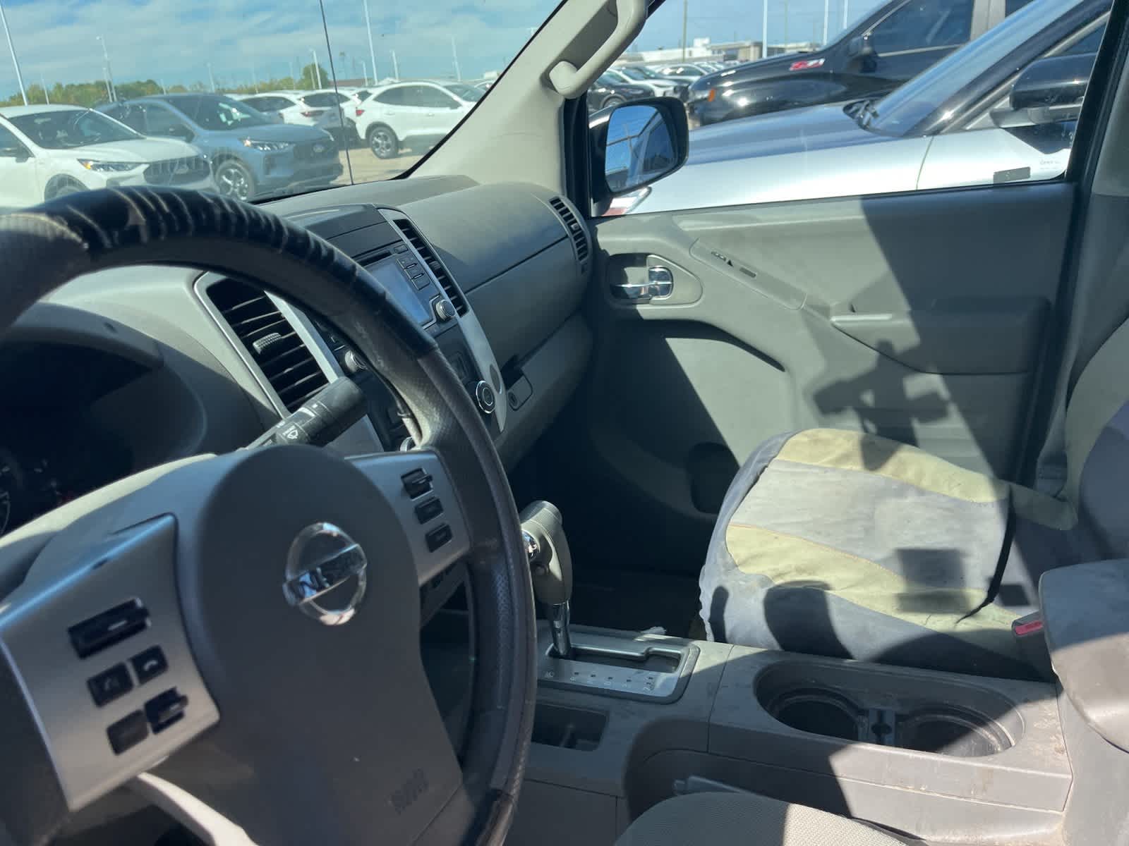 Thumbnail: 2015 Nissan Frontier - 27