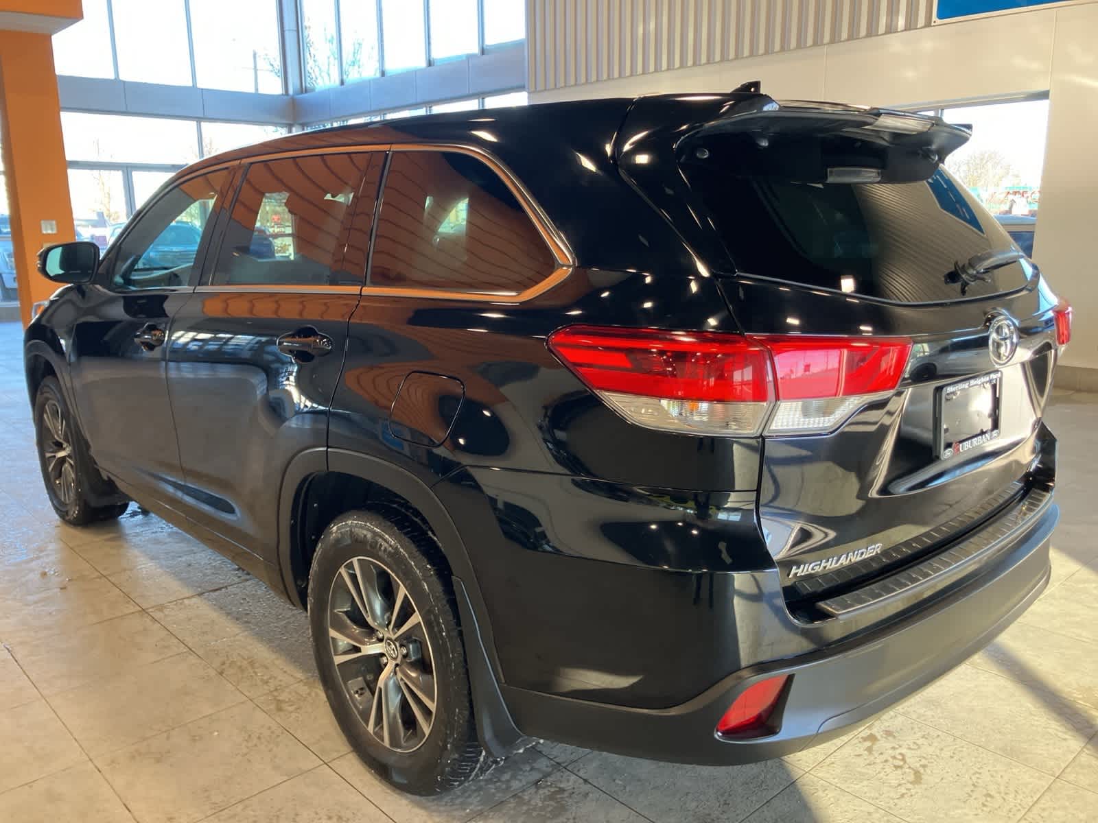 Thumbnail: 2018 Toyota Highlander - 7