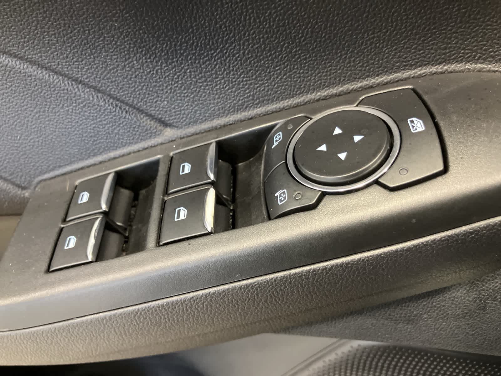 Thumbnail: 2021 Ford Escape - 13