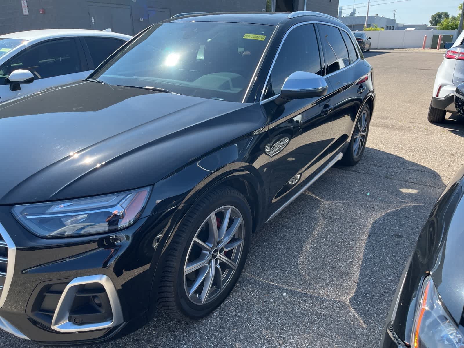 Thumbnail: 2021 Audi SQ5 - 3