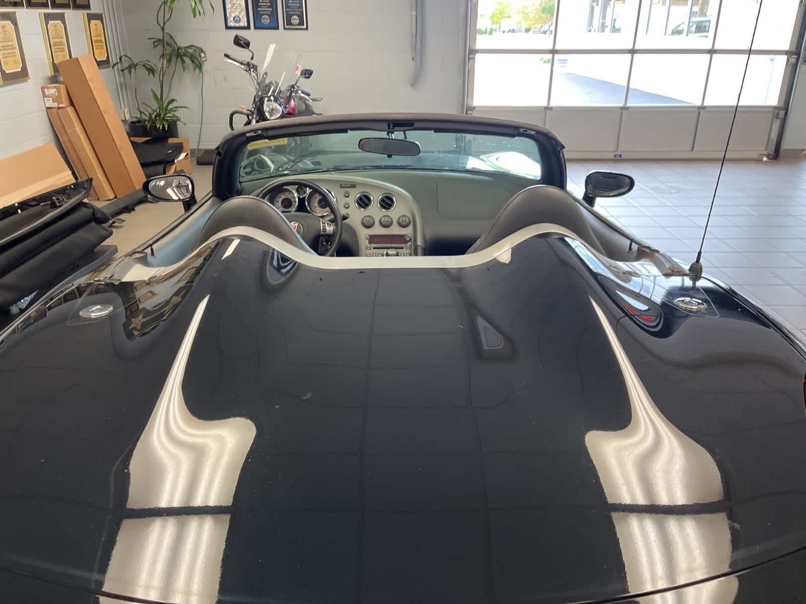 Thumbnail: 2007 Pontiac Solstice - 11