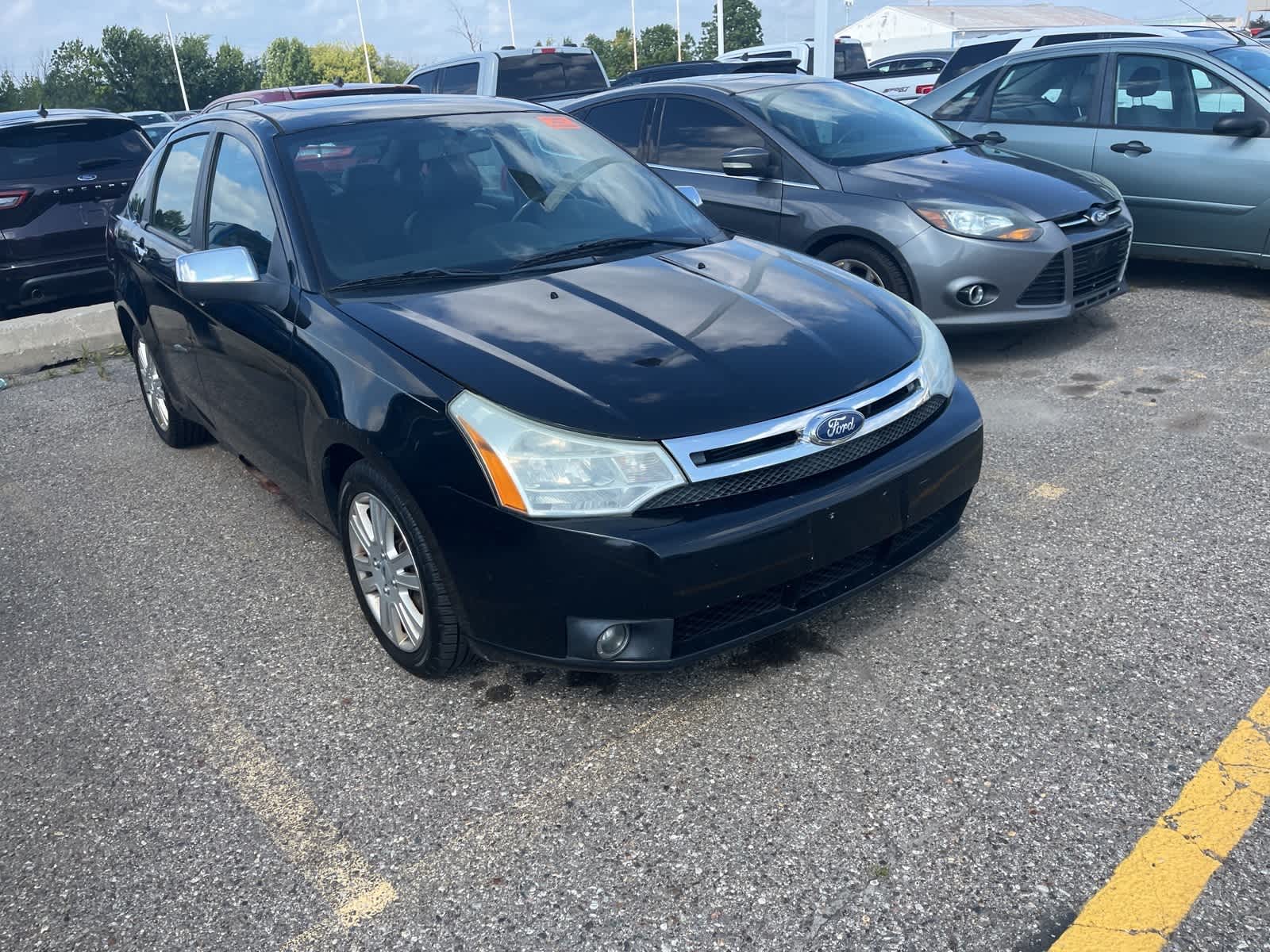 Thumbnail: 2011 Ford Focus - 19