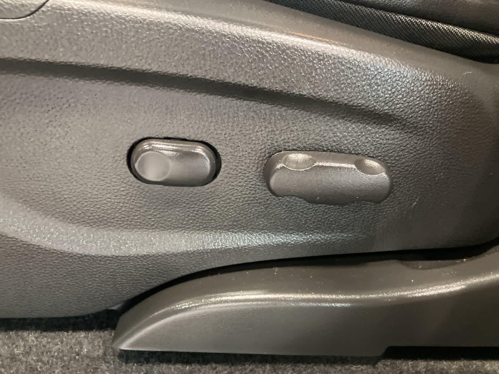 Thumbnail: 2017 Chevrolet Trax - 11