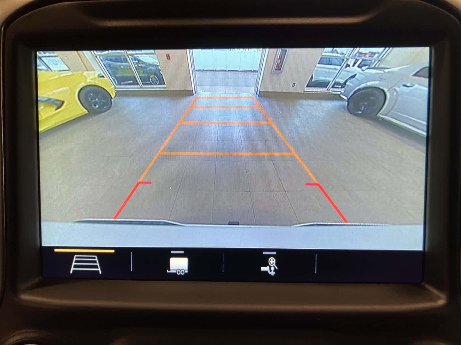 Thumbnail: 2019 Chevrolet Silverado 1500 - 21