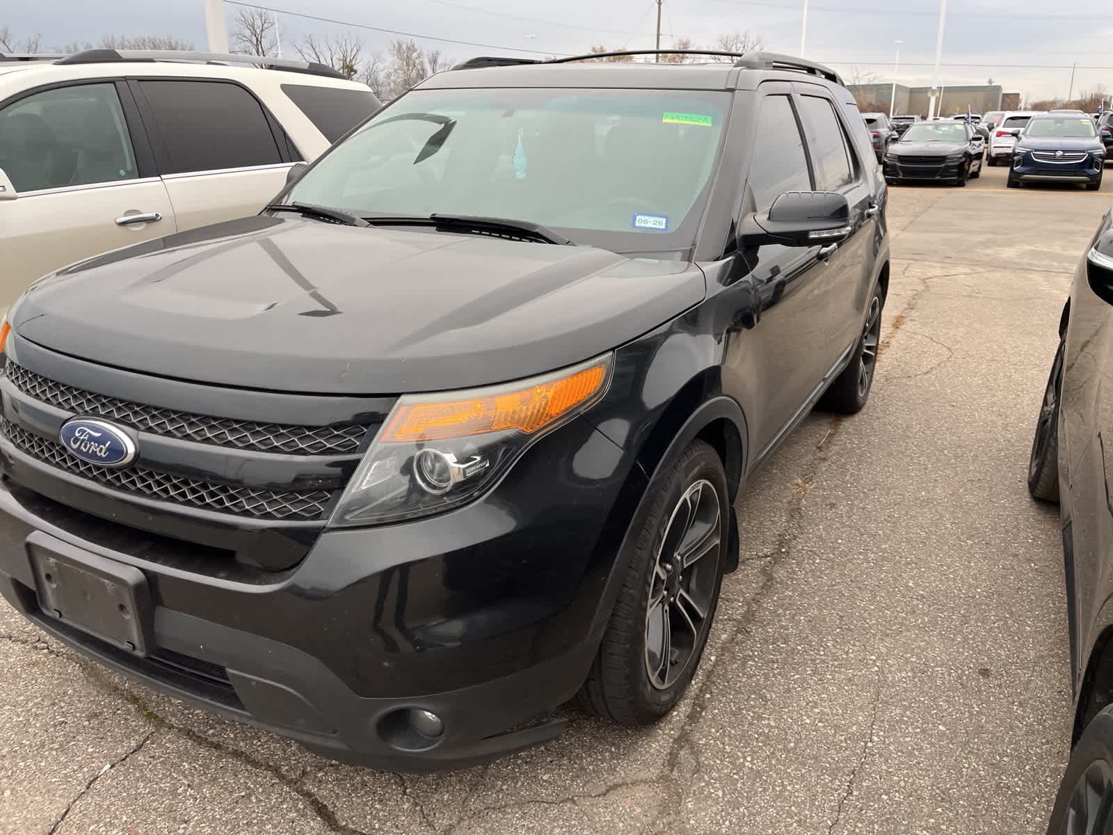 Thumbnail: 2015 Ford Explorer - 5