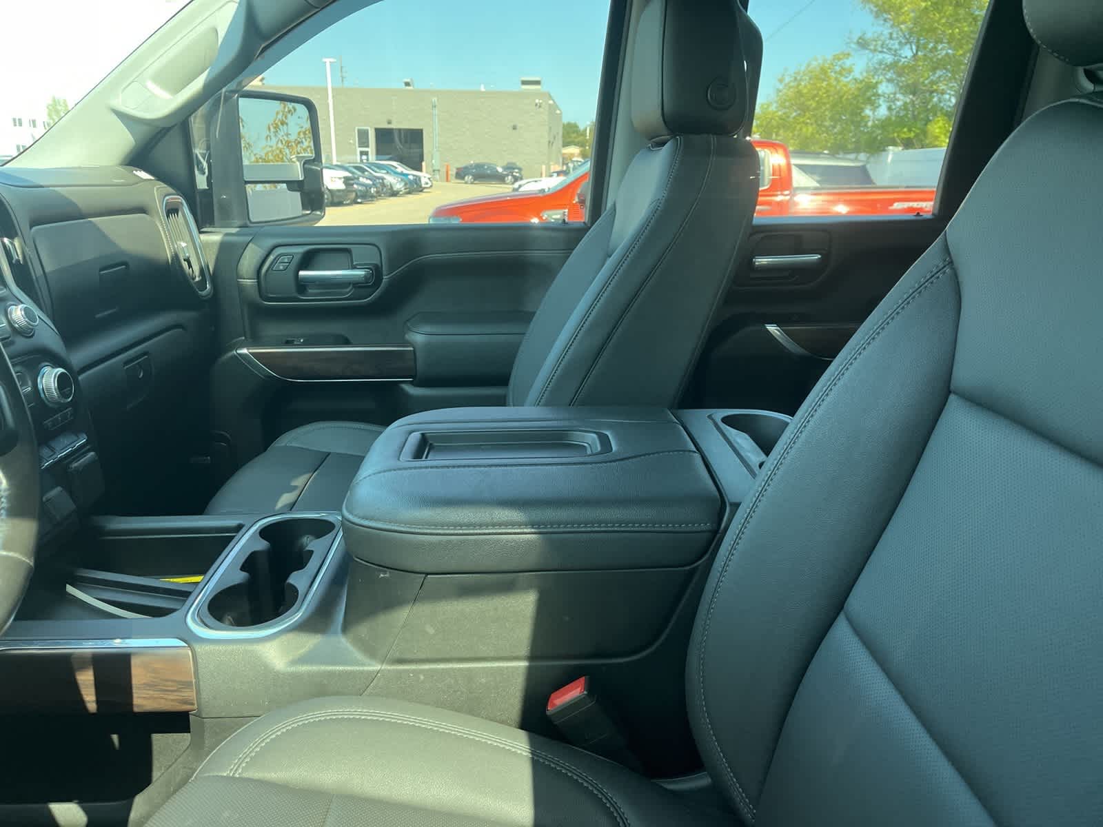 Thumbnail: 2022 GMC Sierra 2500 - 23