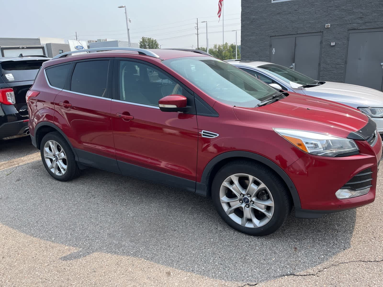 Thumbnail: 2015 Ford Escape - 15